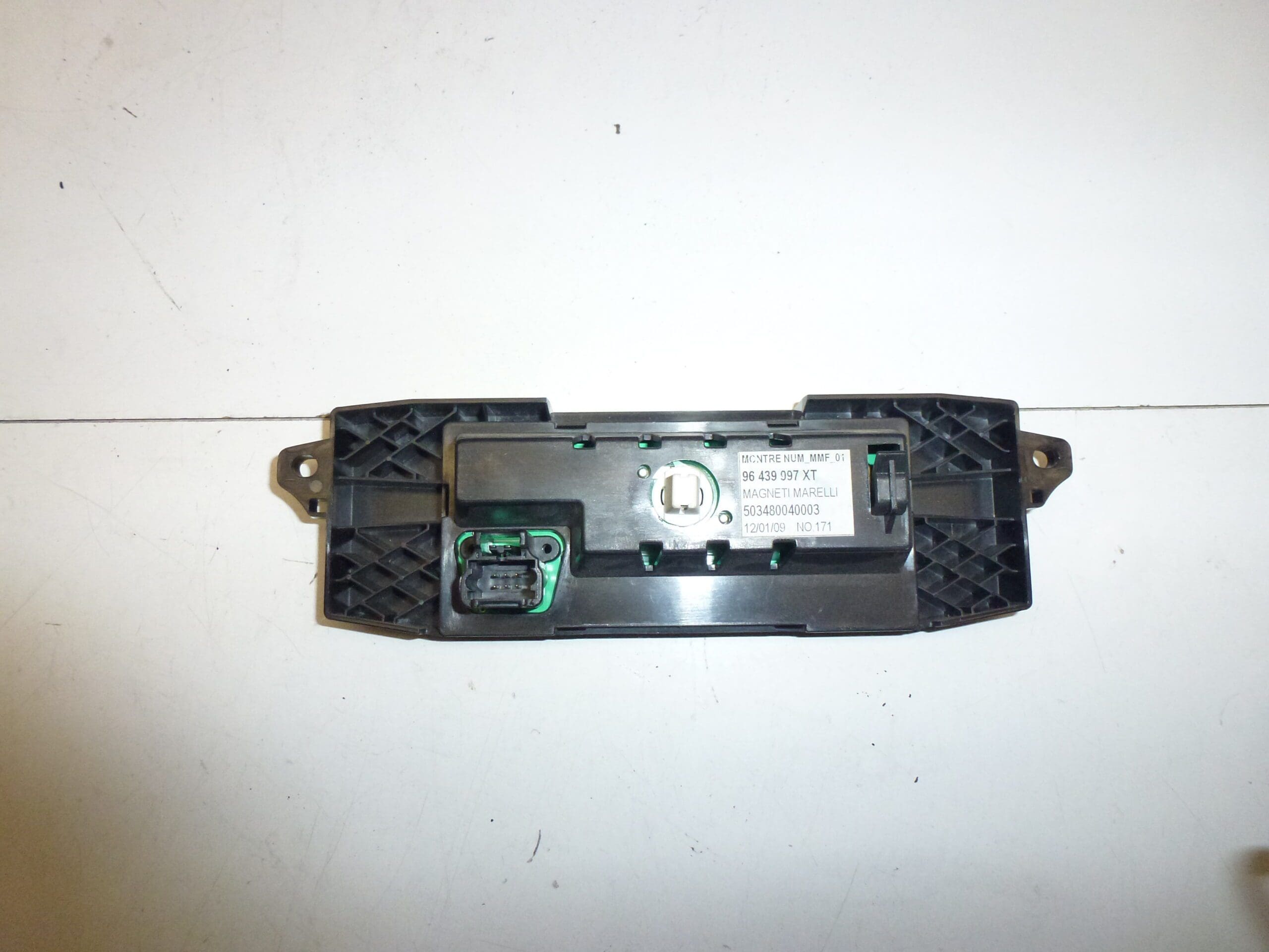 Afficheur Citroën Peugeot 96439997XT 6155R3