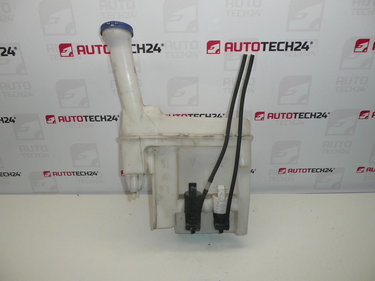 Réservoir de lave-glace Citroën C1 et Peugeot 107 6405V9
