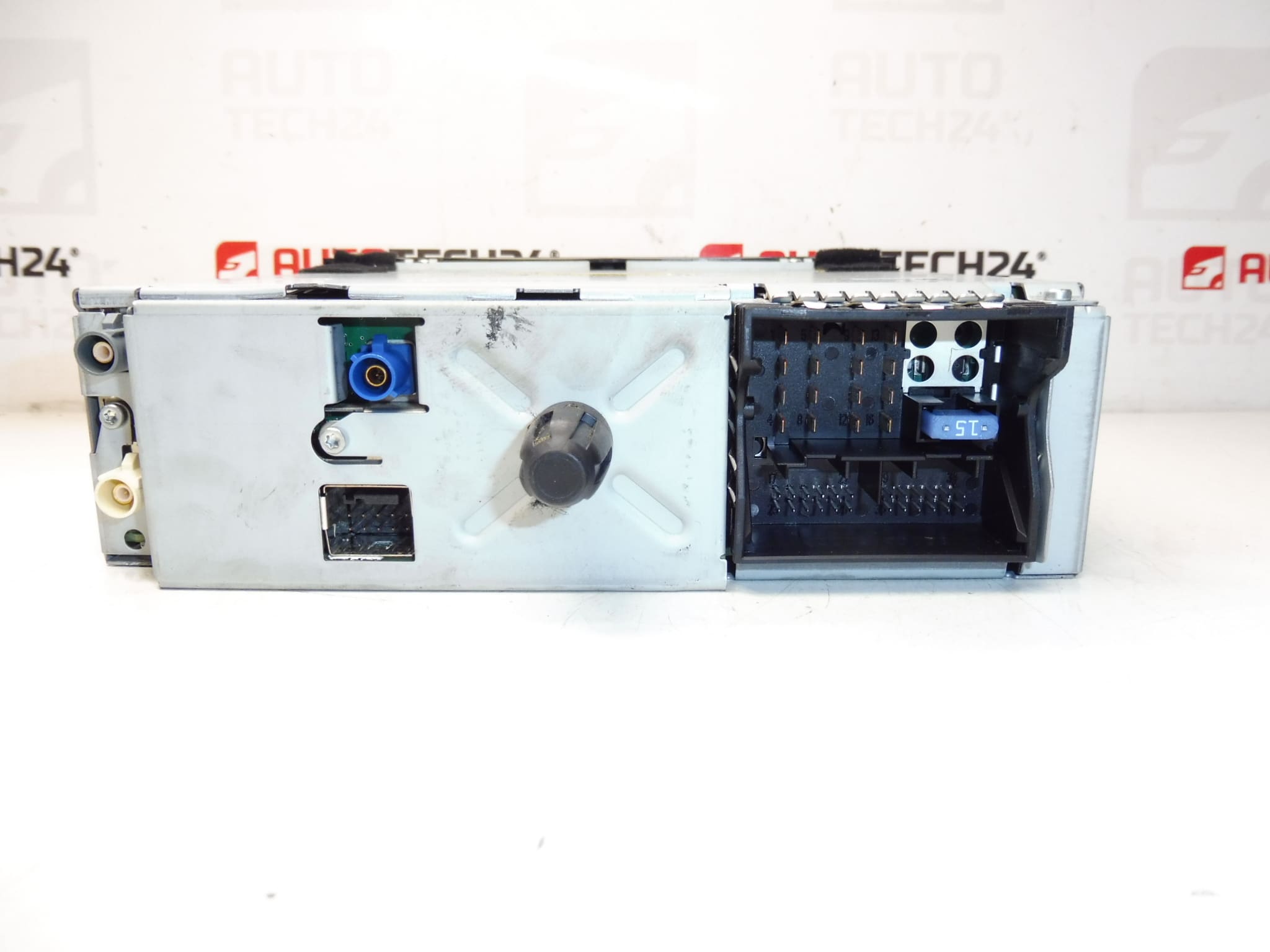 Autoradio Harman Becker RNEG 96661984XT 1616962480 16095882XT – Image 2