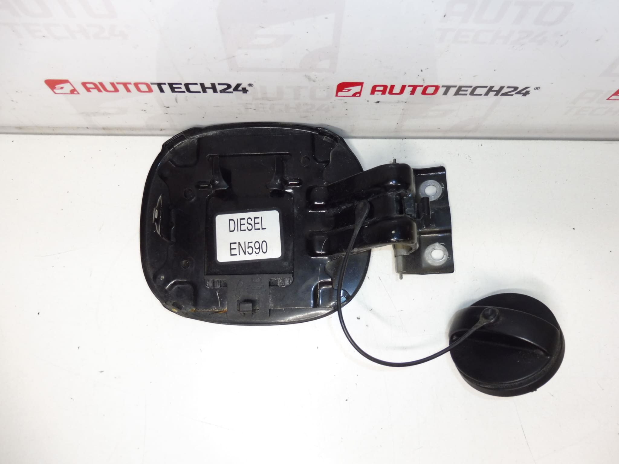 Fermeture de réservoir Citroën C Crosser Peugeot 4007 1508L6 1517E8 – Image 2