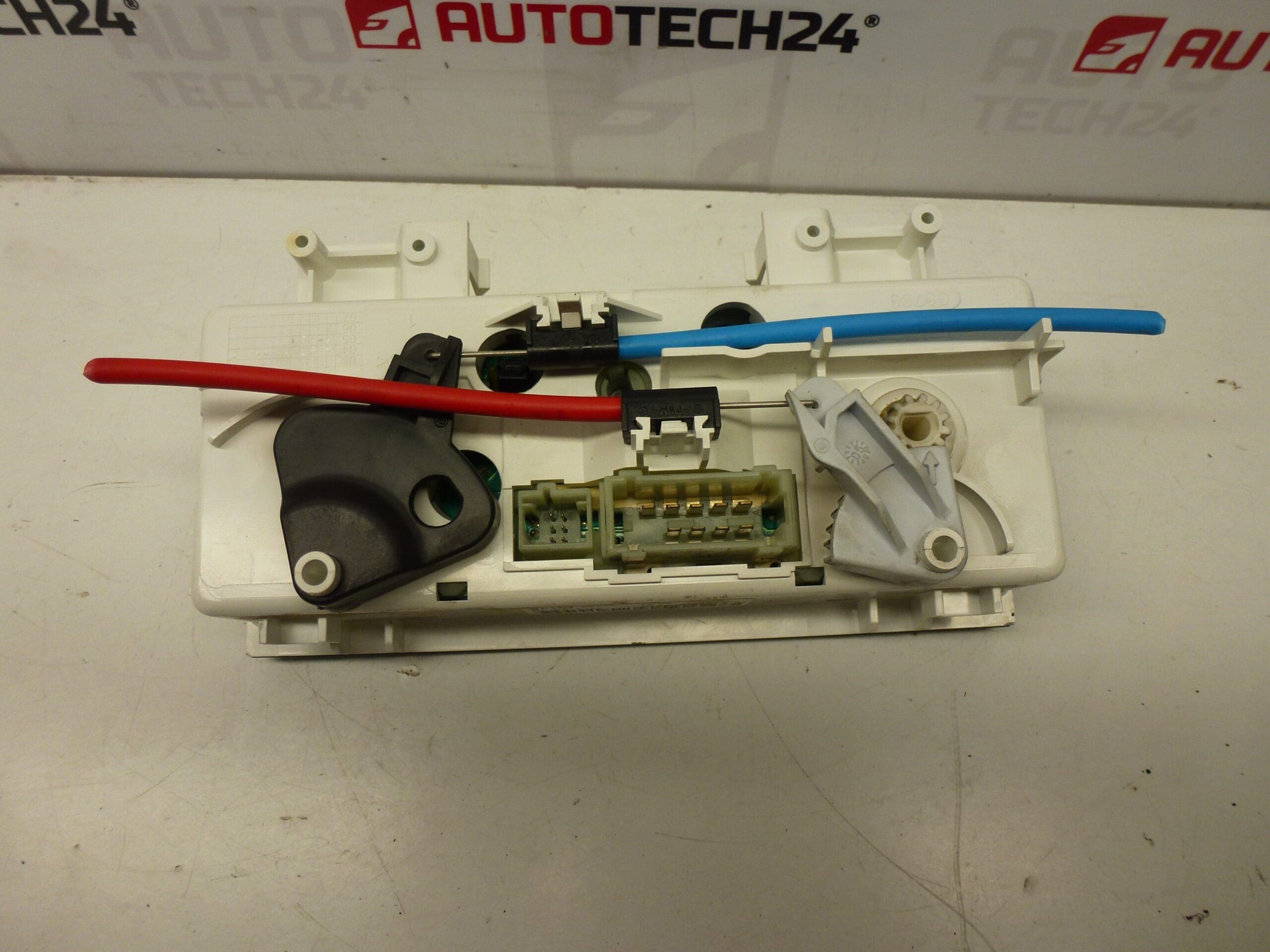 Chauffage et climatisation Peugeot 307 II K2860 T5RF 1607875480 6451VN