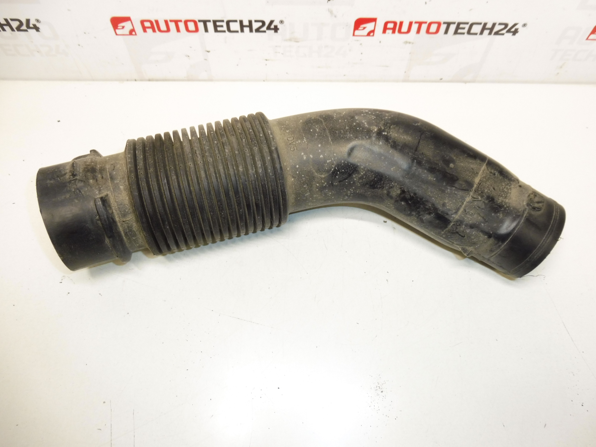 Raccordement air 1.5 HDI Citroën Peugeot 9810920980