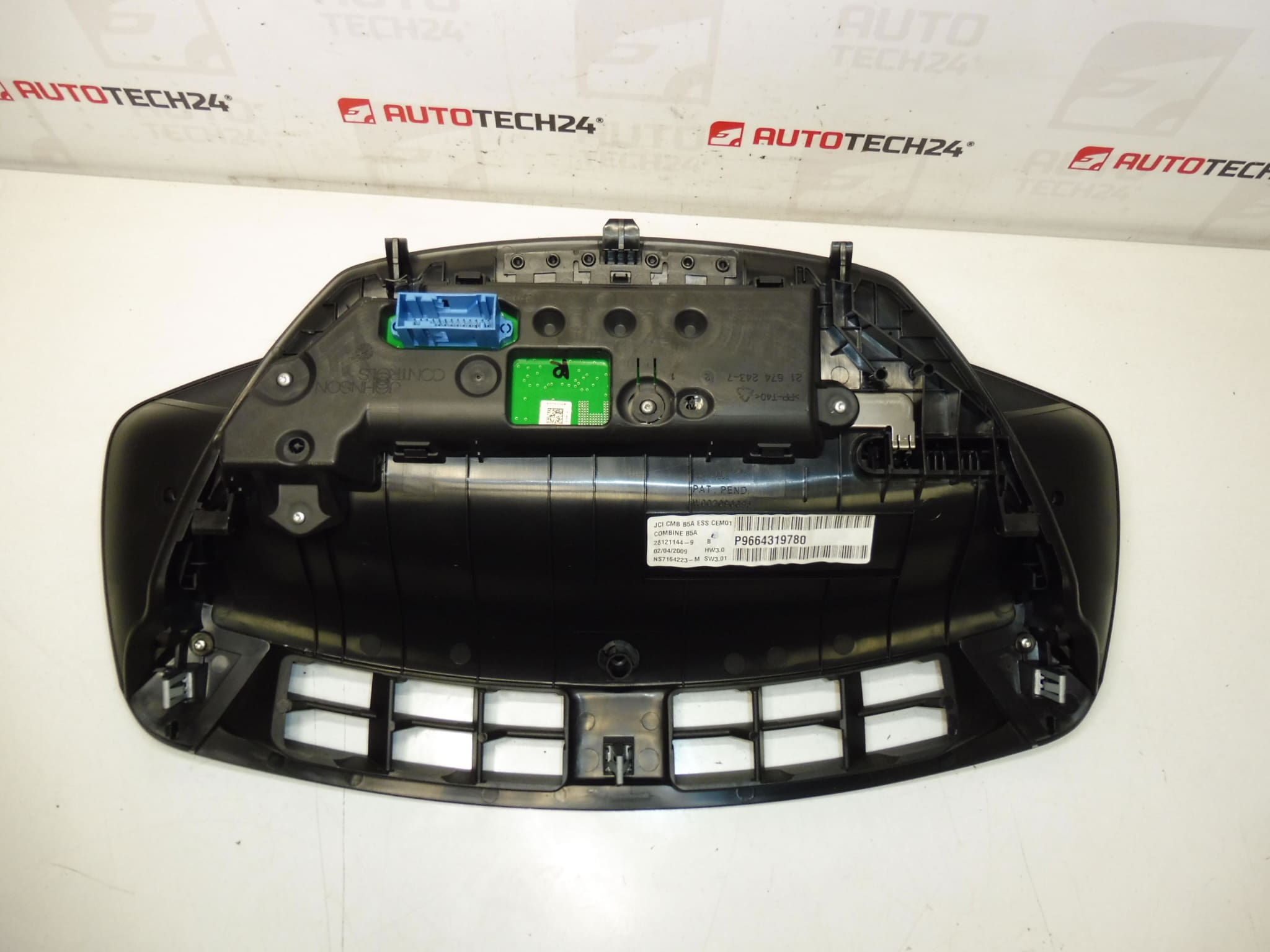 Alarmes compteur de vitesse Citroën C4 115000 km 9664319780 6103A9 – Image 2