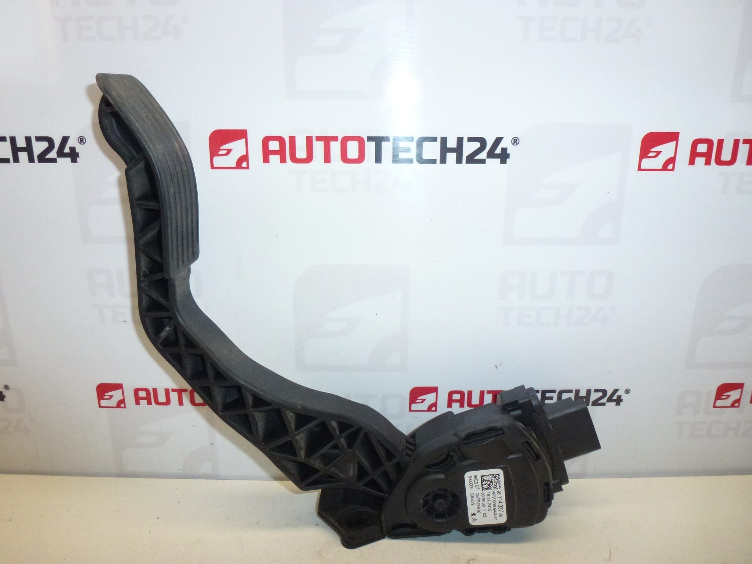 Pédale d'accélérateur HELLA Citroën Peugeot 9671433780 1601CW – Image 2