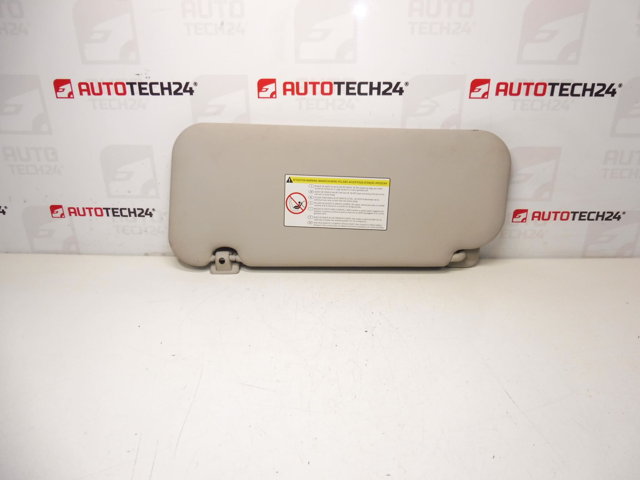 Pare-soleil droit Citroën Peugeot 8143LW