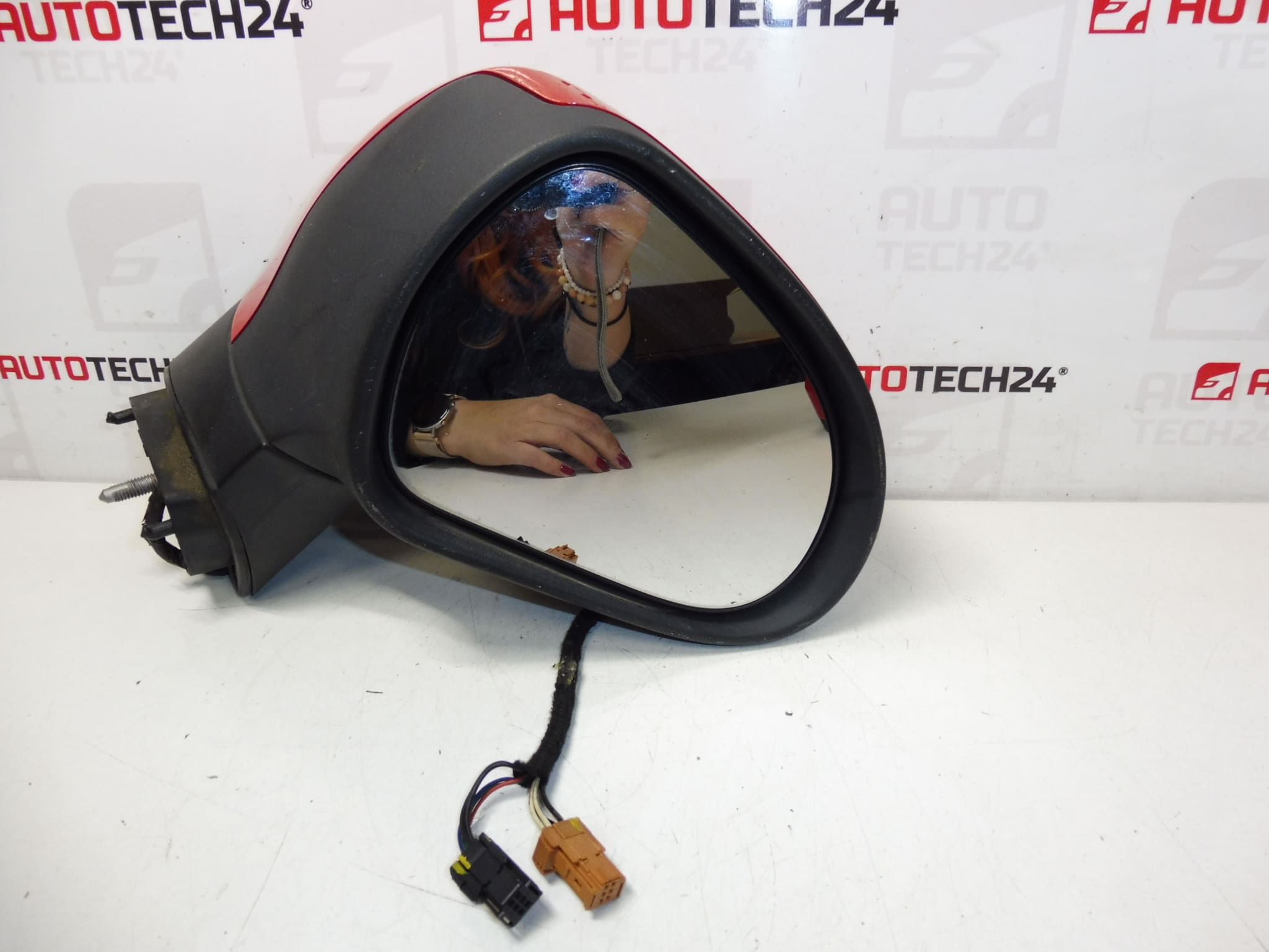 Rétroviseur droit Peugeot 207 KKN 96806501XT 8149ZH – Image 2