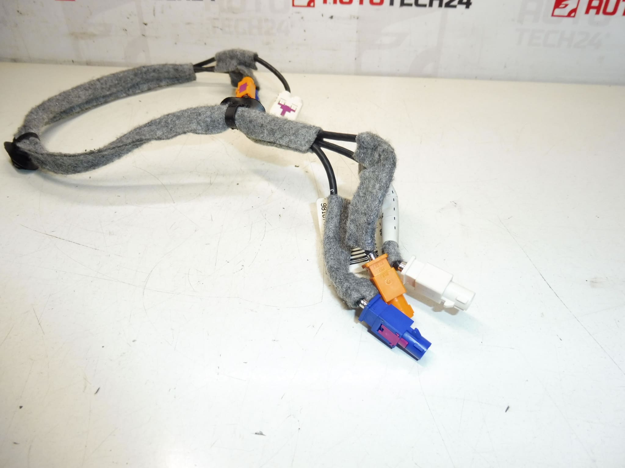 Câblage d'antenne Peugeot 308 T9 98189731ZD – Image 2