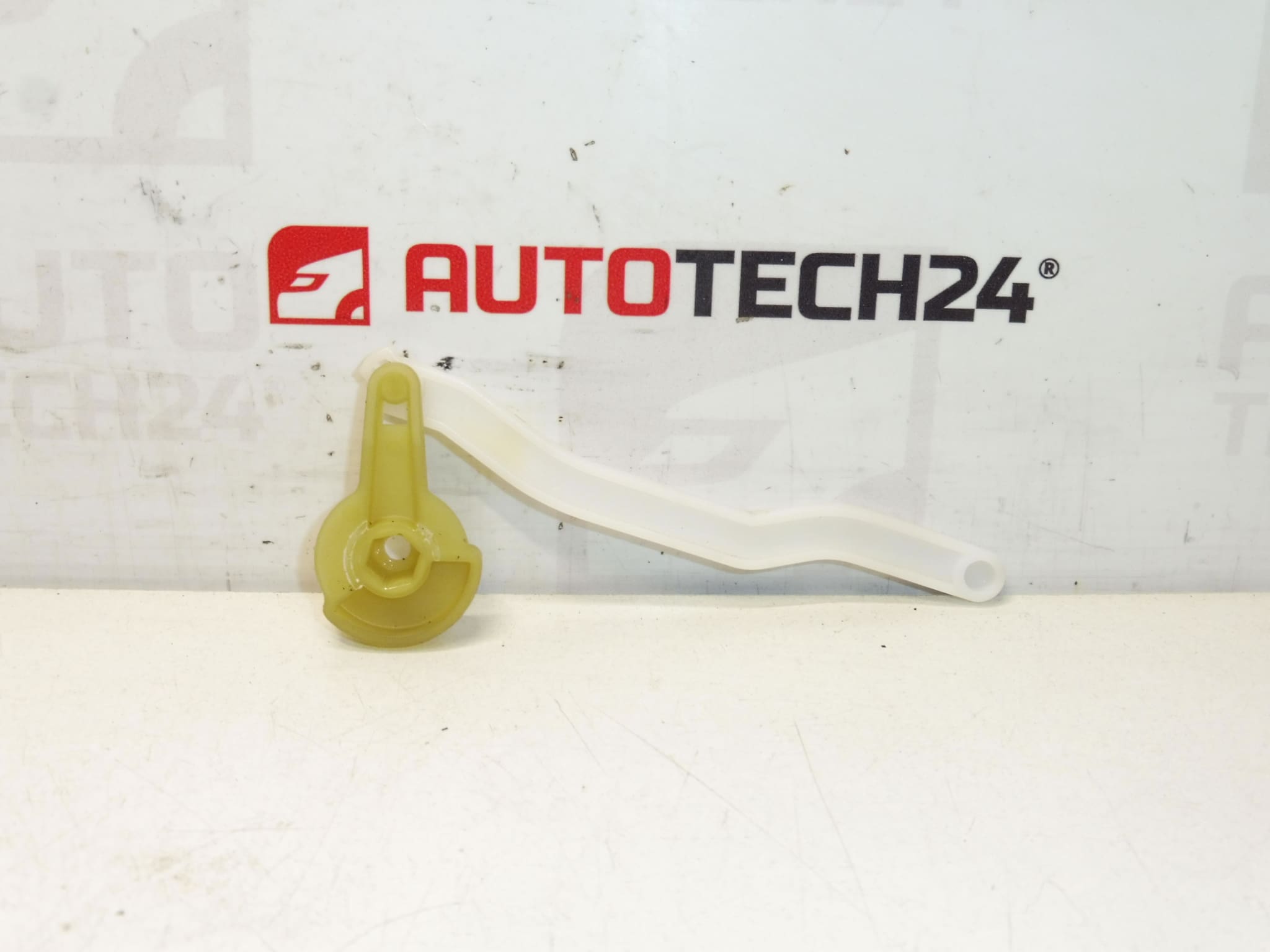 Kit de commande de climatisation Citroën Peugeot 1610531880 – Image 2