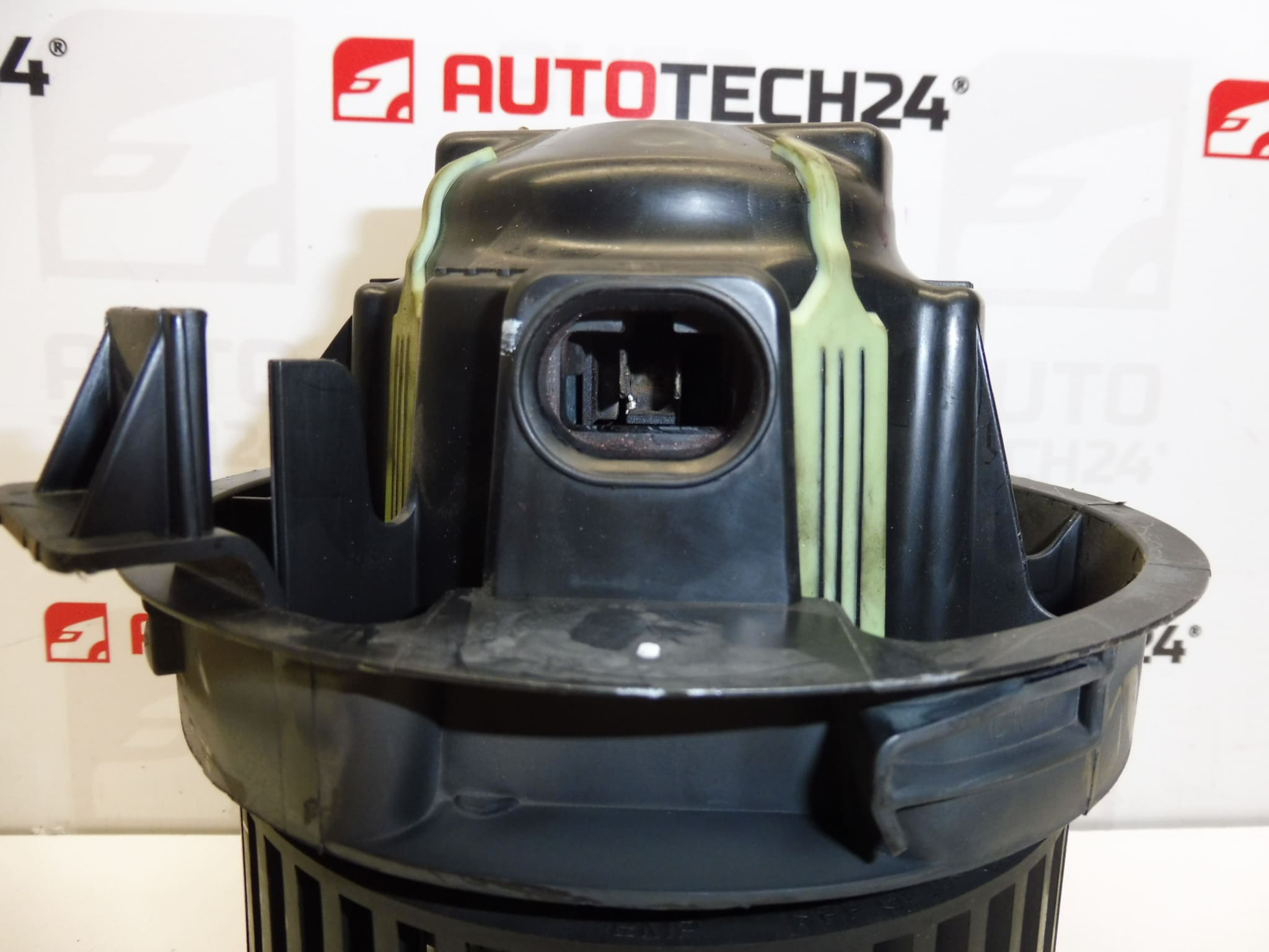 Ventilateur de chauffage Valeo Citroën Peugeot 207 N102993X – Image 2