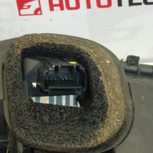 Base de lampe arrière gauche Citroën C1 Peugeot 107 634686