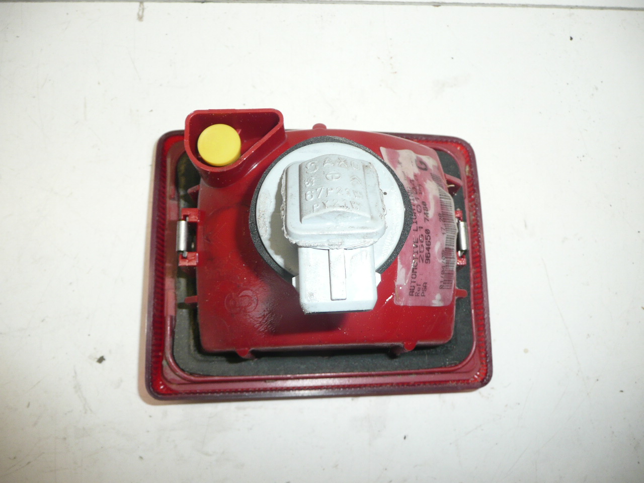 Feu antibrouillard arrière gauche Peugeot 407 SW 9646507480 6350T4