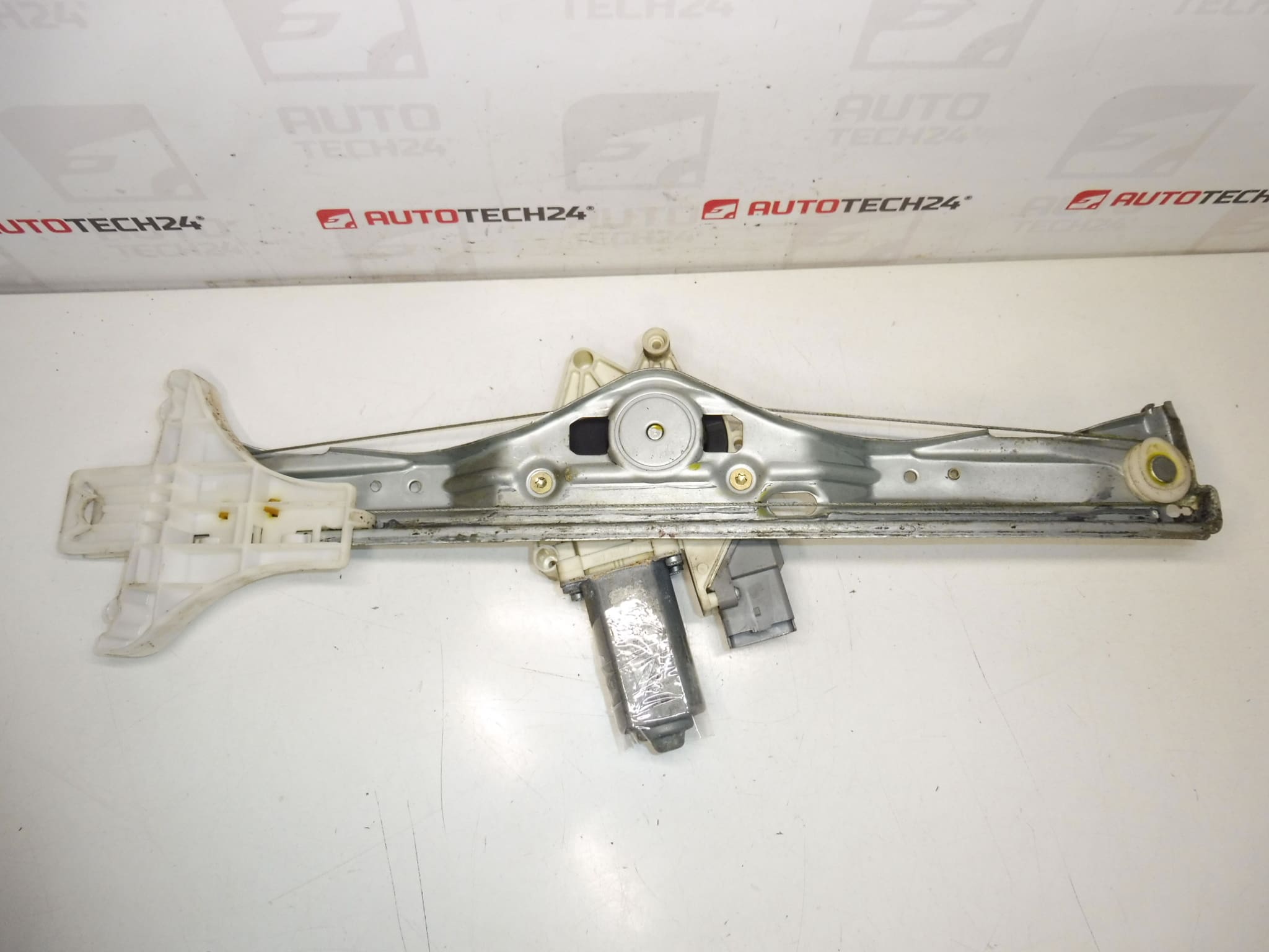 Mécanisme de lève-vitre arrière droit Citroën C5 01-07 922467 – Image 2