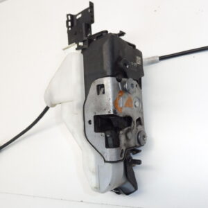 Serrure de porte avant gauche électrique d'occasion pour Peugeot 308 (9135GZ A04001 732075)