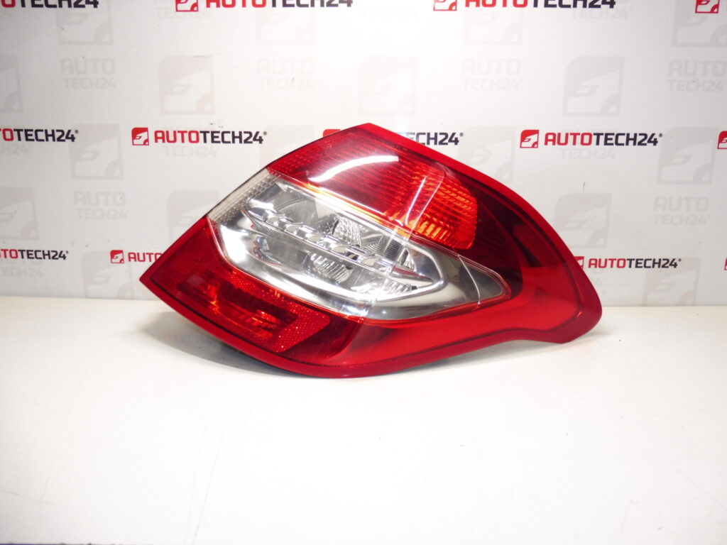 Feu arrière droit extérieur Citroën C4 II 9687311980