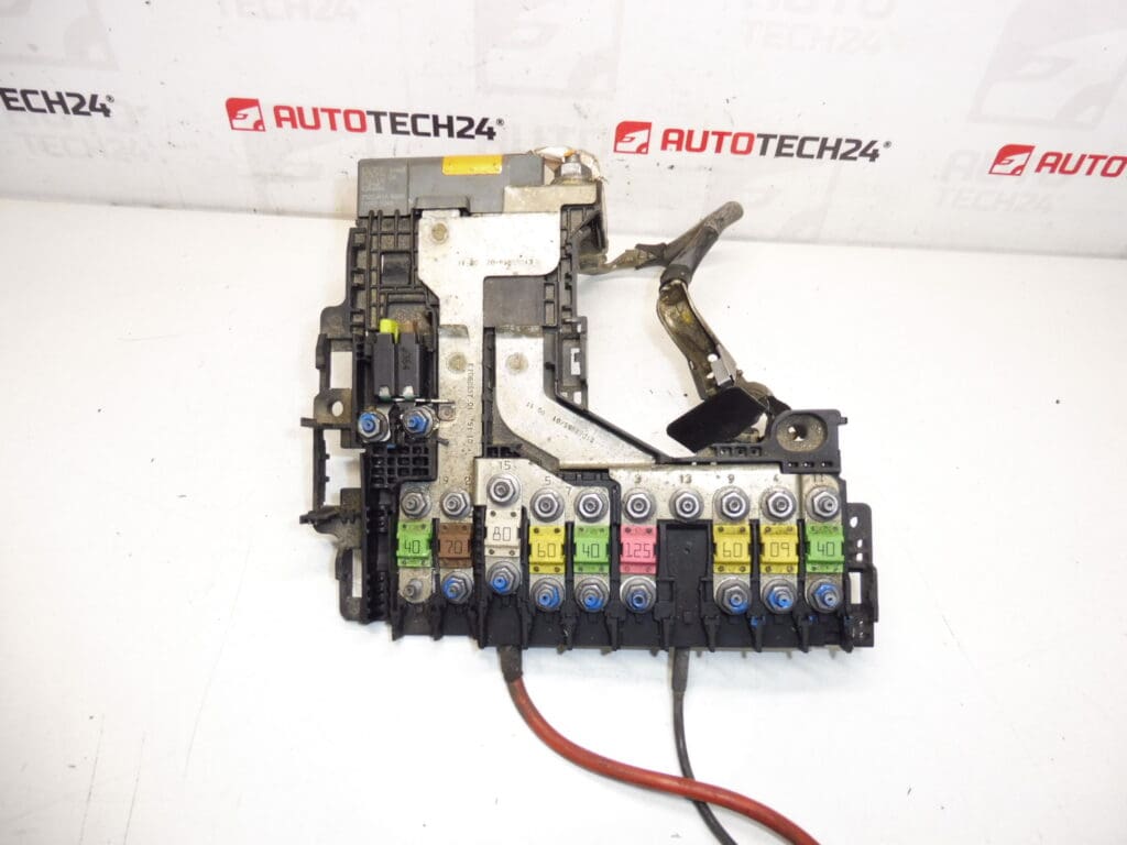 Module fusible gestion alimentation Citroën C4 II 9665878180 6500JE