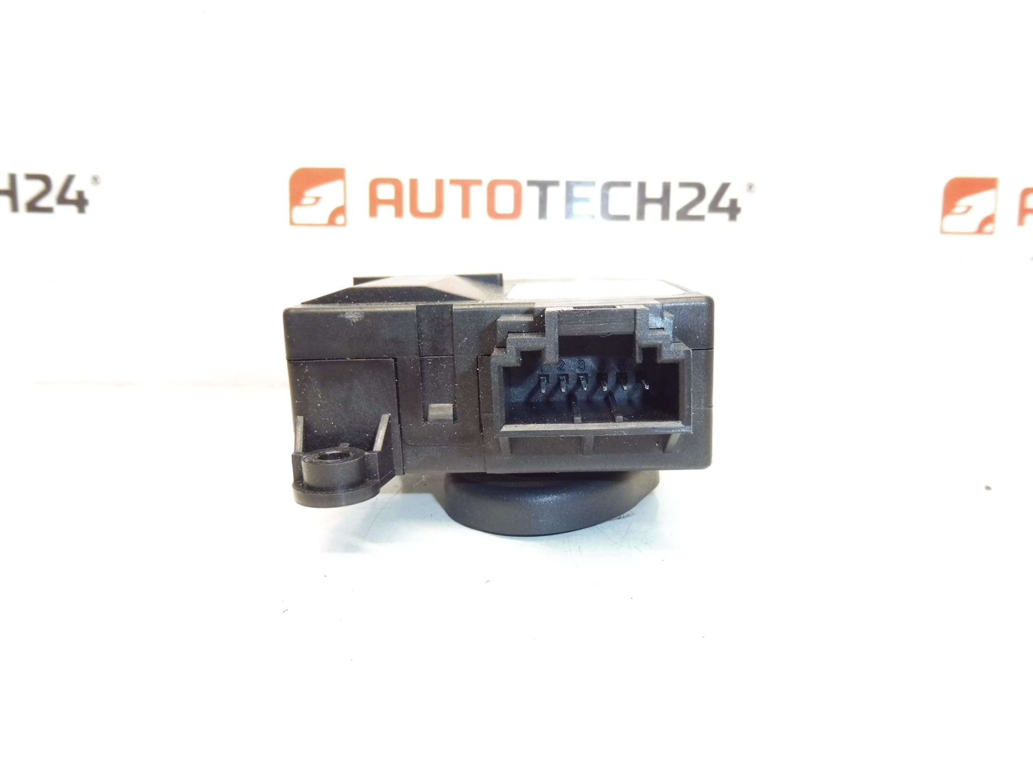 Servomoteur Valeo Citroën Peugeot T1000467T 2512101A 647914 – Image 2