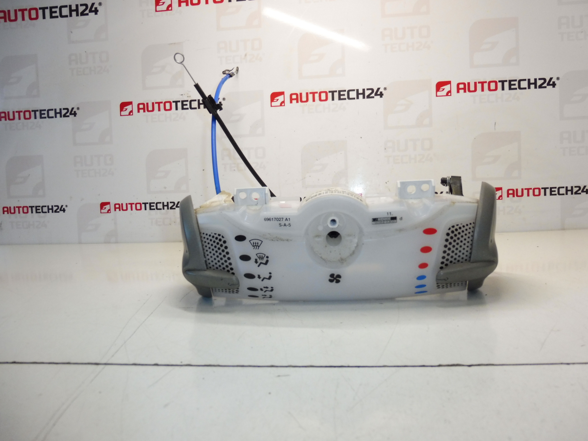 Commande de chauffage Citroën C1 Peugeot 107 55900-0H010 6452P5 6451SE