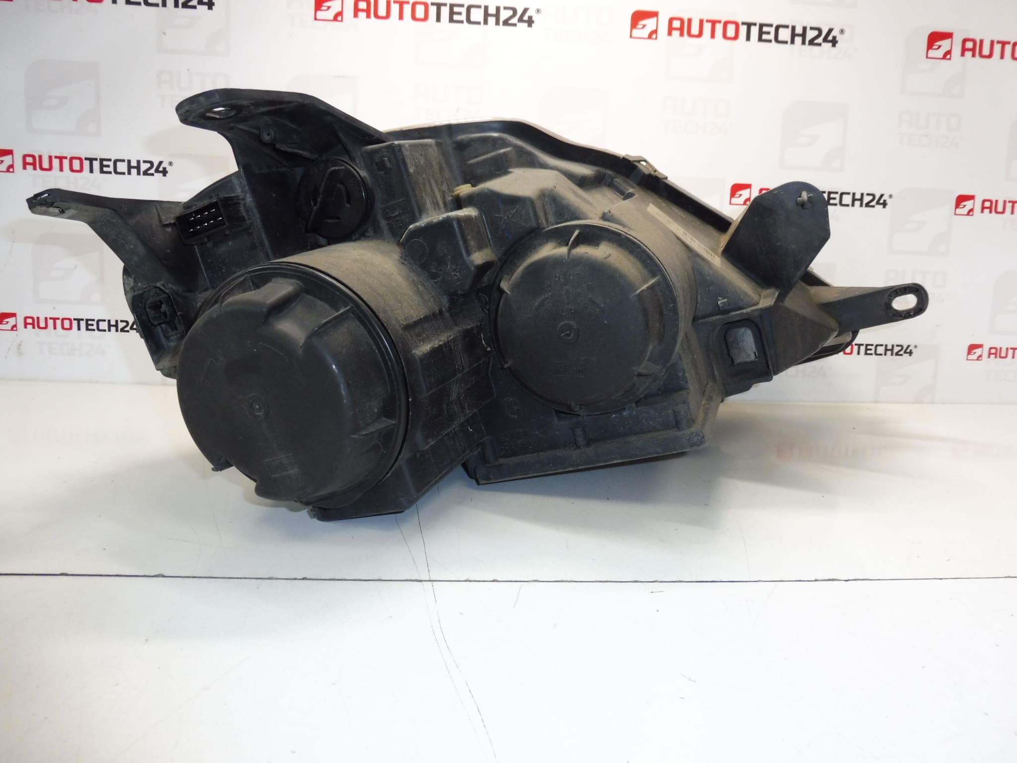 Phare Avant Gauche Xénon Citroën C8 1494320080 89006373 620816 – Image 2