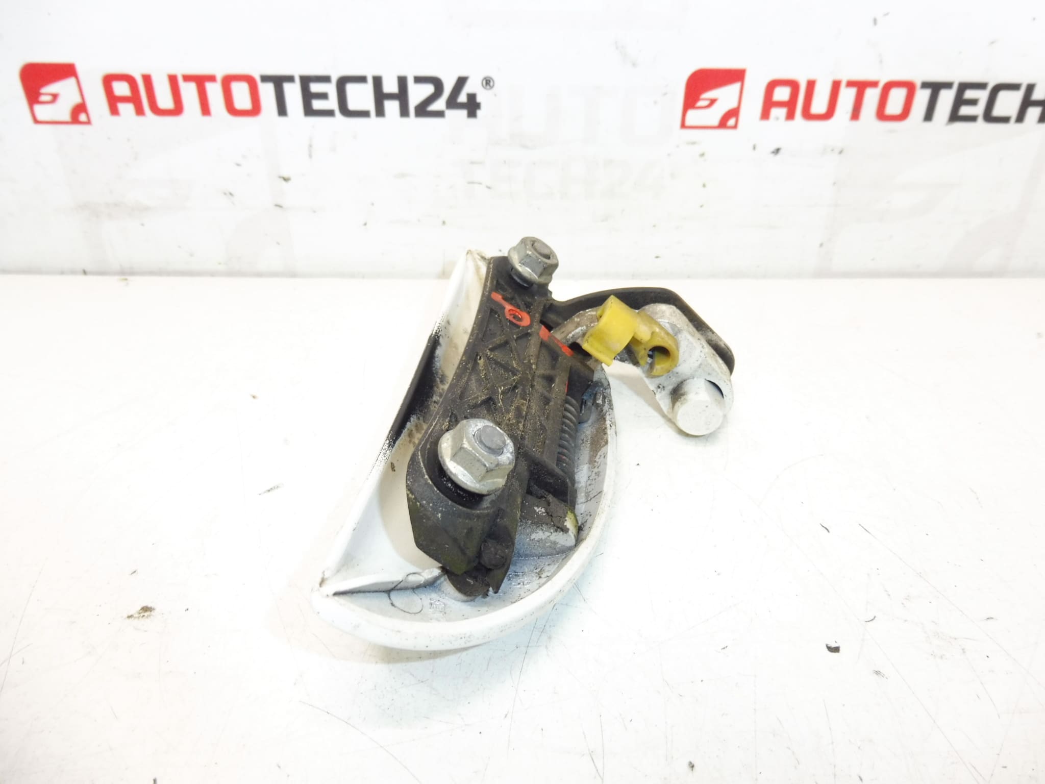 Poignée de porte avant gauche KWD Citroën C1 Peugeot 107 9101AK – Image 2