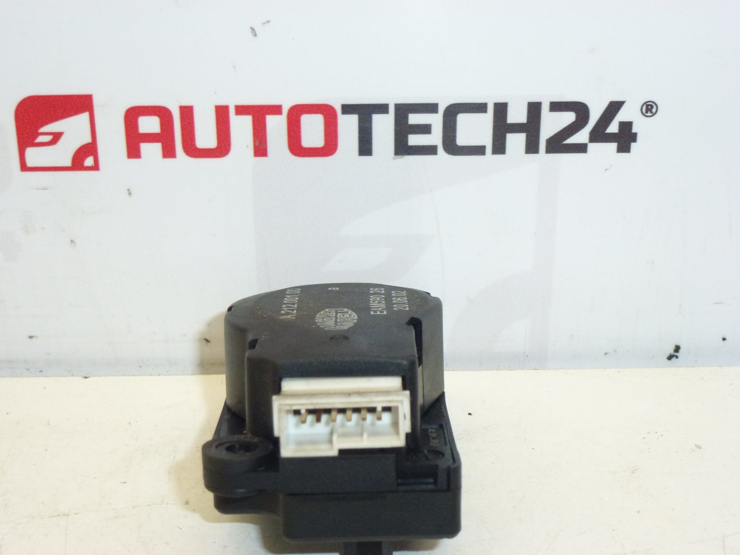 Servomoteur MAGNETI MARELLI Citroën Peugeot EAM590 6447LW – Image 2