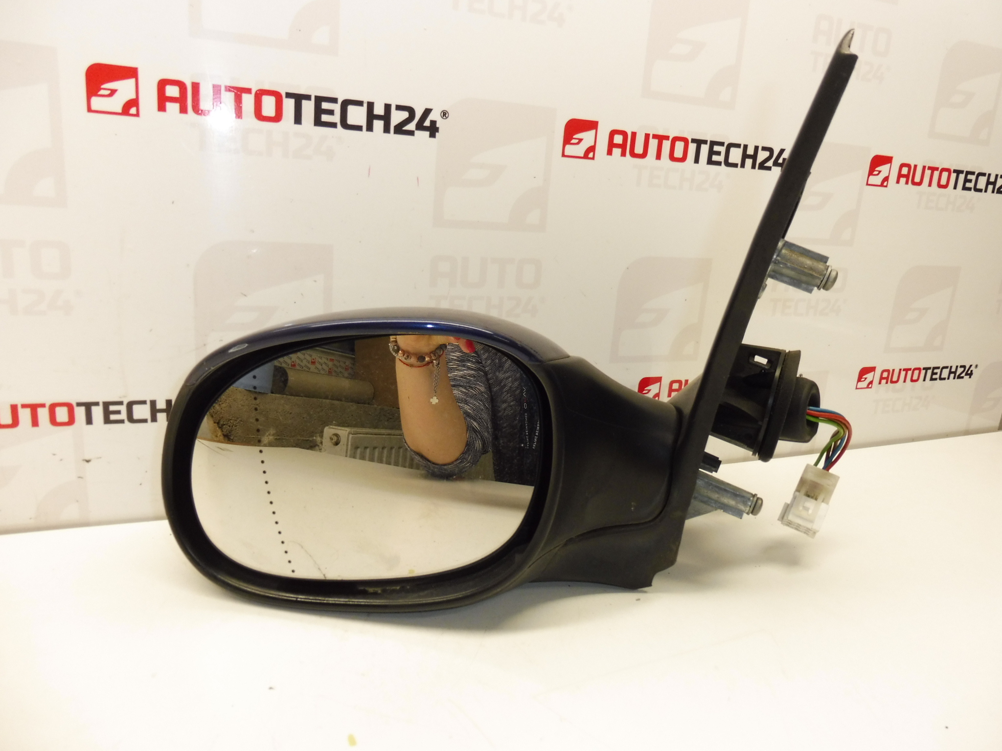 Rétroviseur extérieur gauche bleu EGE pour Peugeot 206 - 8153KQ