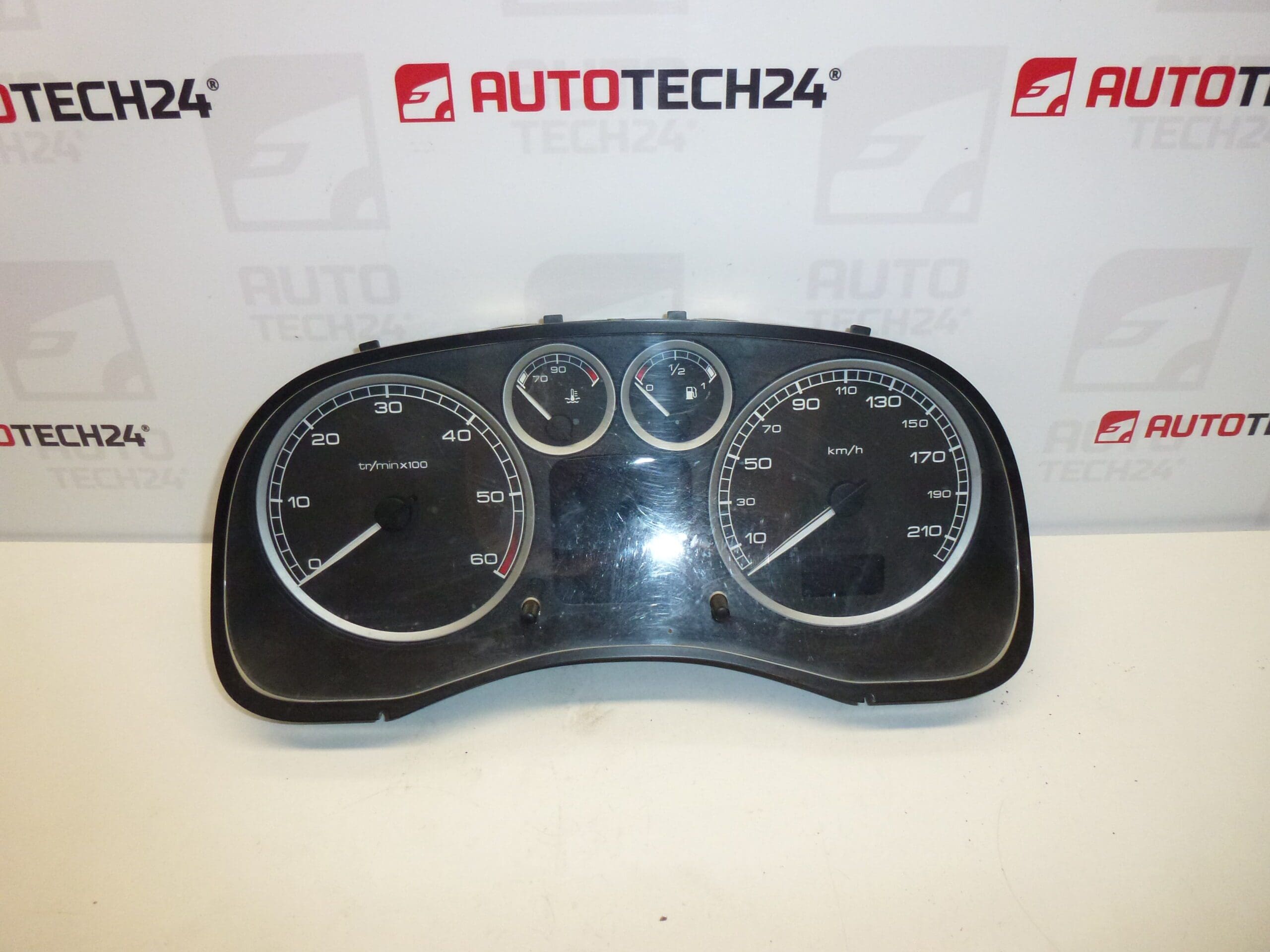 Compteur de vitesse Peugeot 307 168 000 km 9651299680 6104ZS