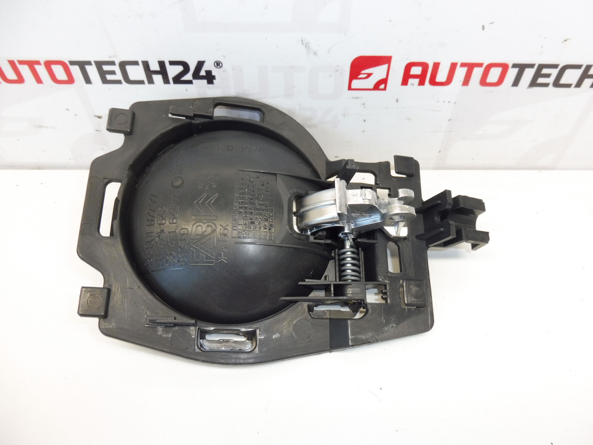 Poignée de porte droite pour Citroën C2/C3 9680637377 9144A7