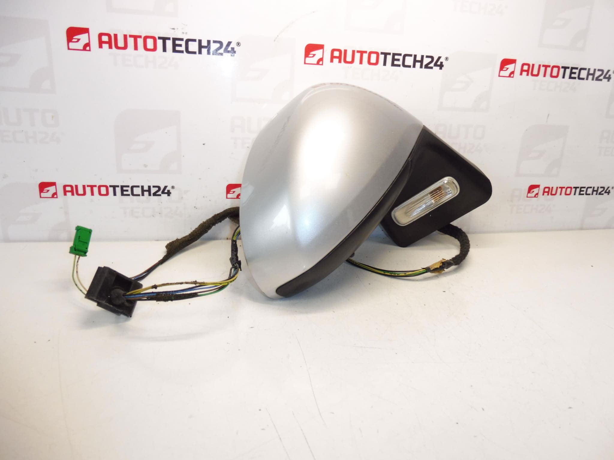 Rétroviseur droit EZRC Citroën C4 8149ZV