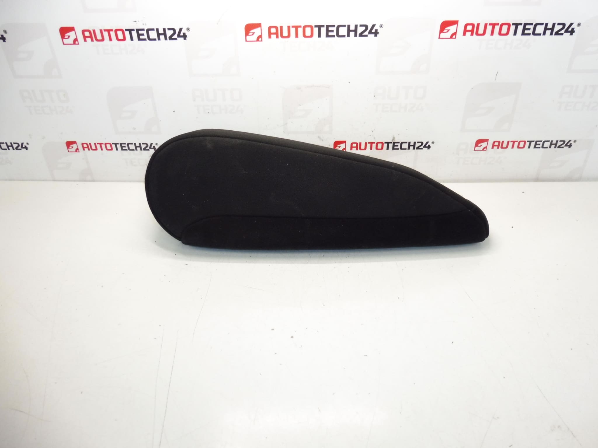 Accoudoir passager Citroën C4 Picasso 8830PZ