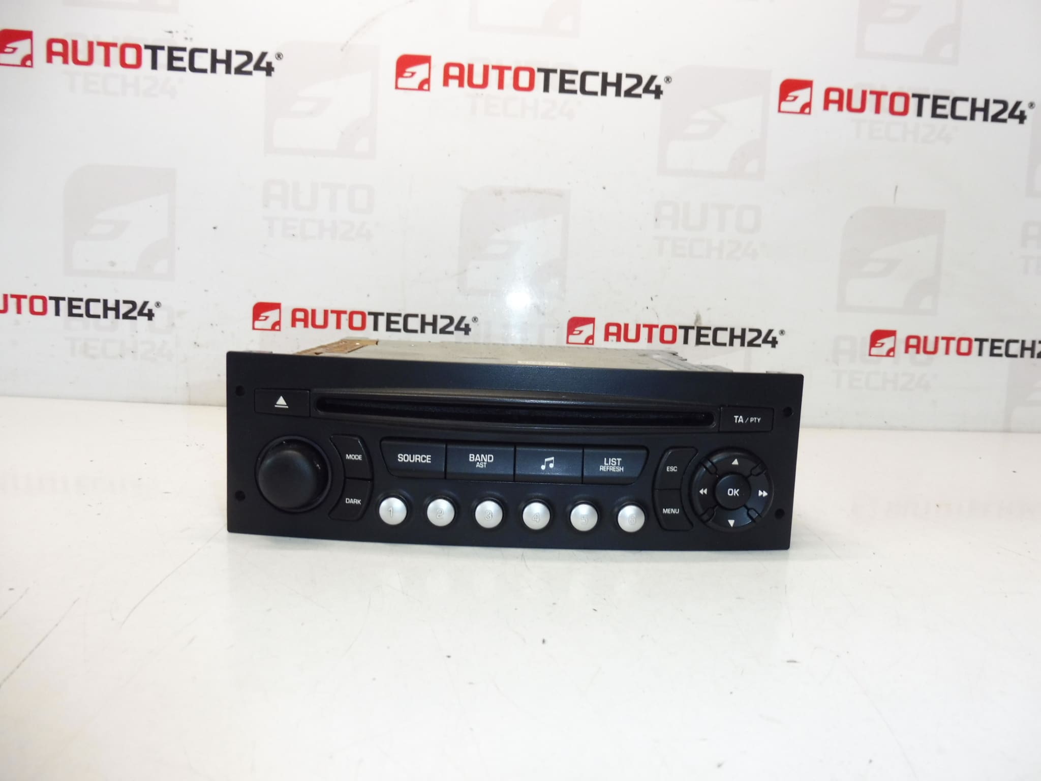 Autoradio avec CD Citroën Peugeot 96624490XT 6564AK