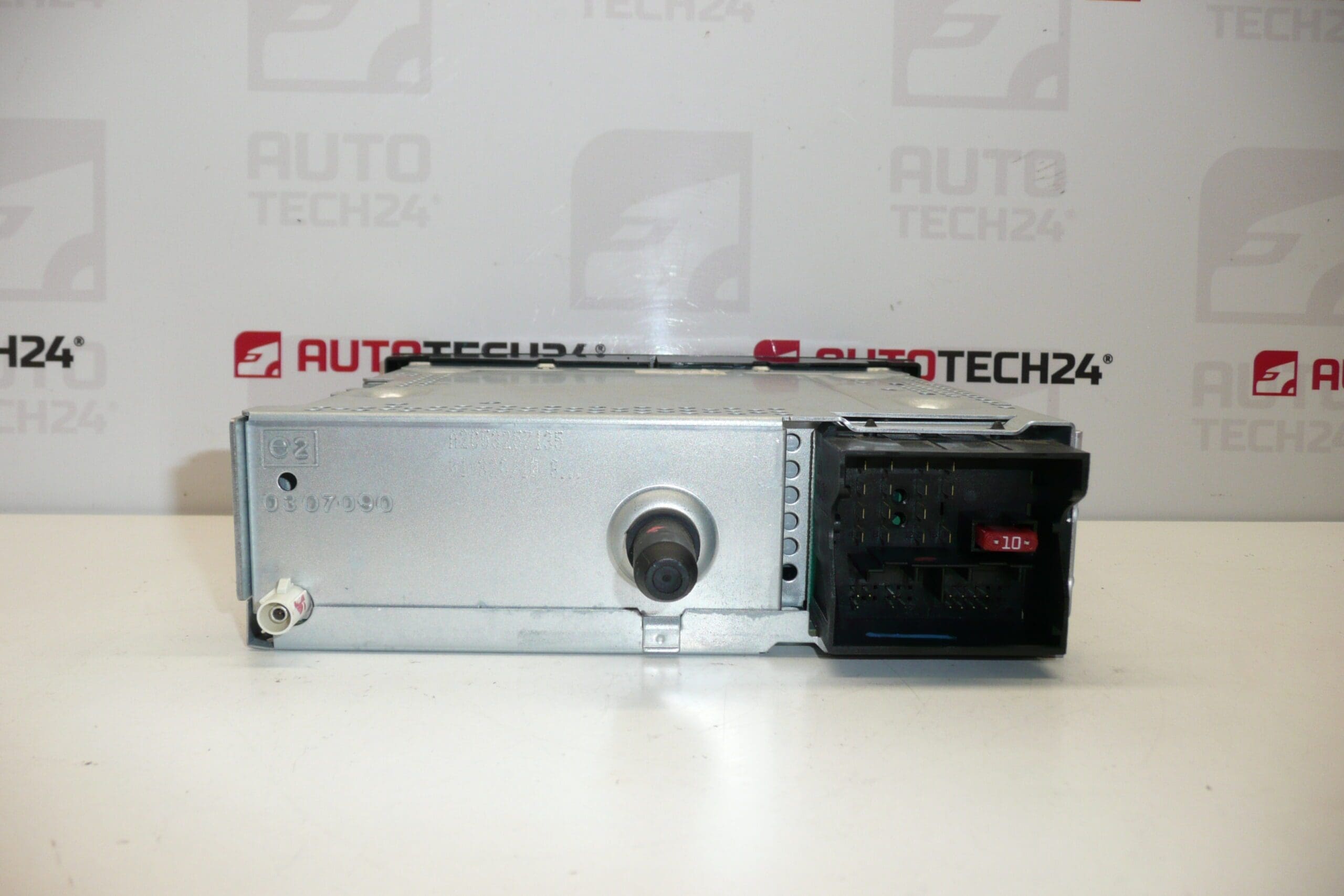 Autoradio CD Continental RD4N1M-03 Citroën Peugeot 96750215XT – Image 2