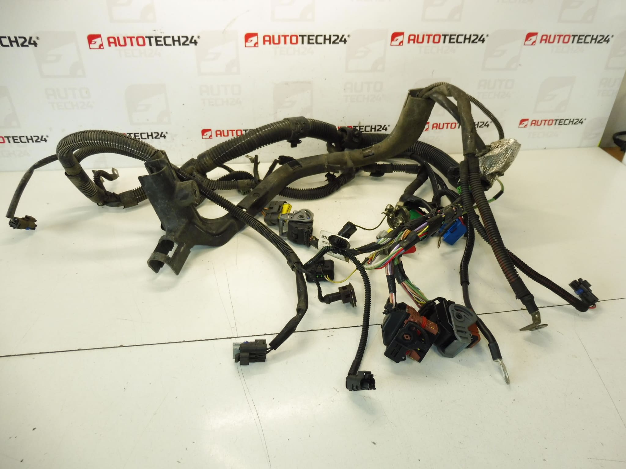 Faisceau moteur Citroën Peugeot 1.6 16V NFU 9663466280 6569FG – Image 2
