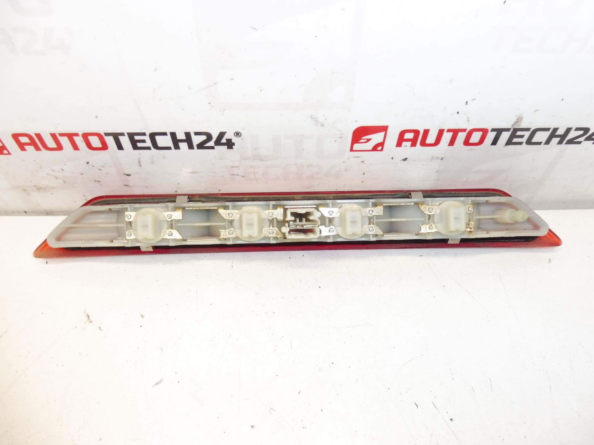 Feu stop additionnel Citroën C3 II 9683116580 6351JS – Image 2