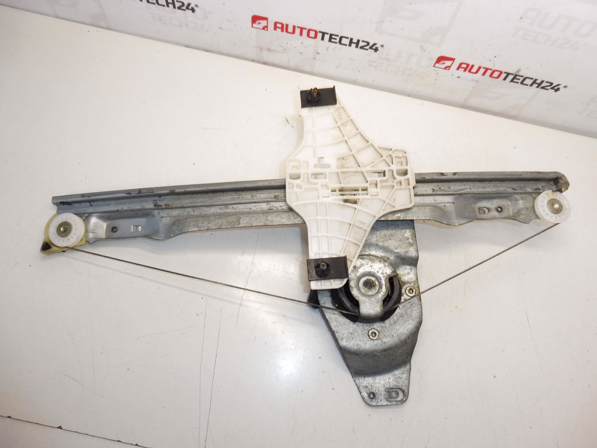 Mécanisme de lève-vitre arrière gauche Citroën C4 Picasso 9223E0 – Image 2