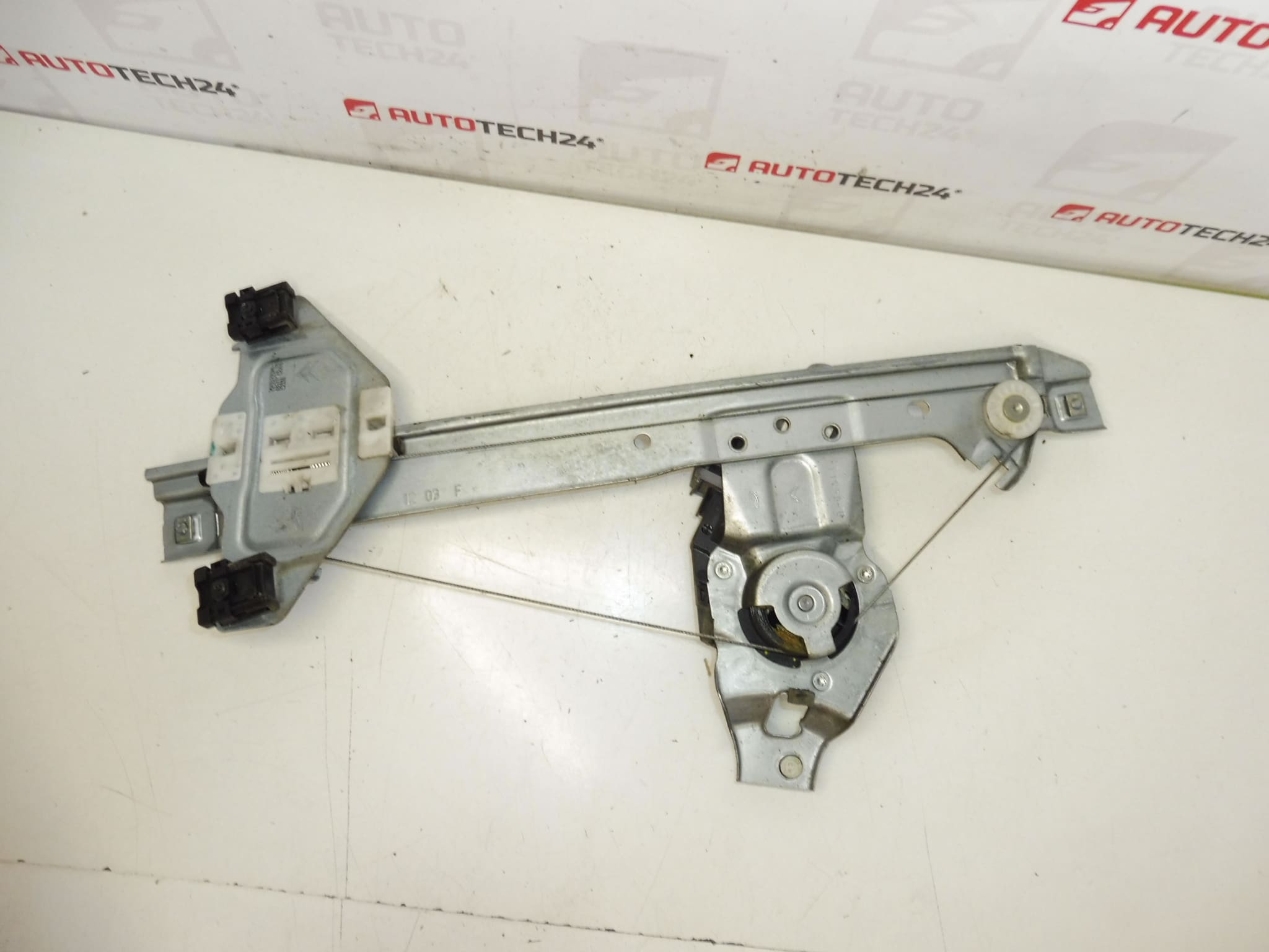 Mécanisme de lève-vitre arrière gauche Citroën C3 II A51 9223F9 – Image 2