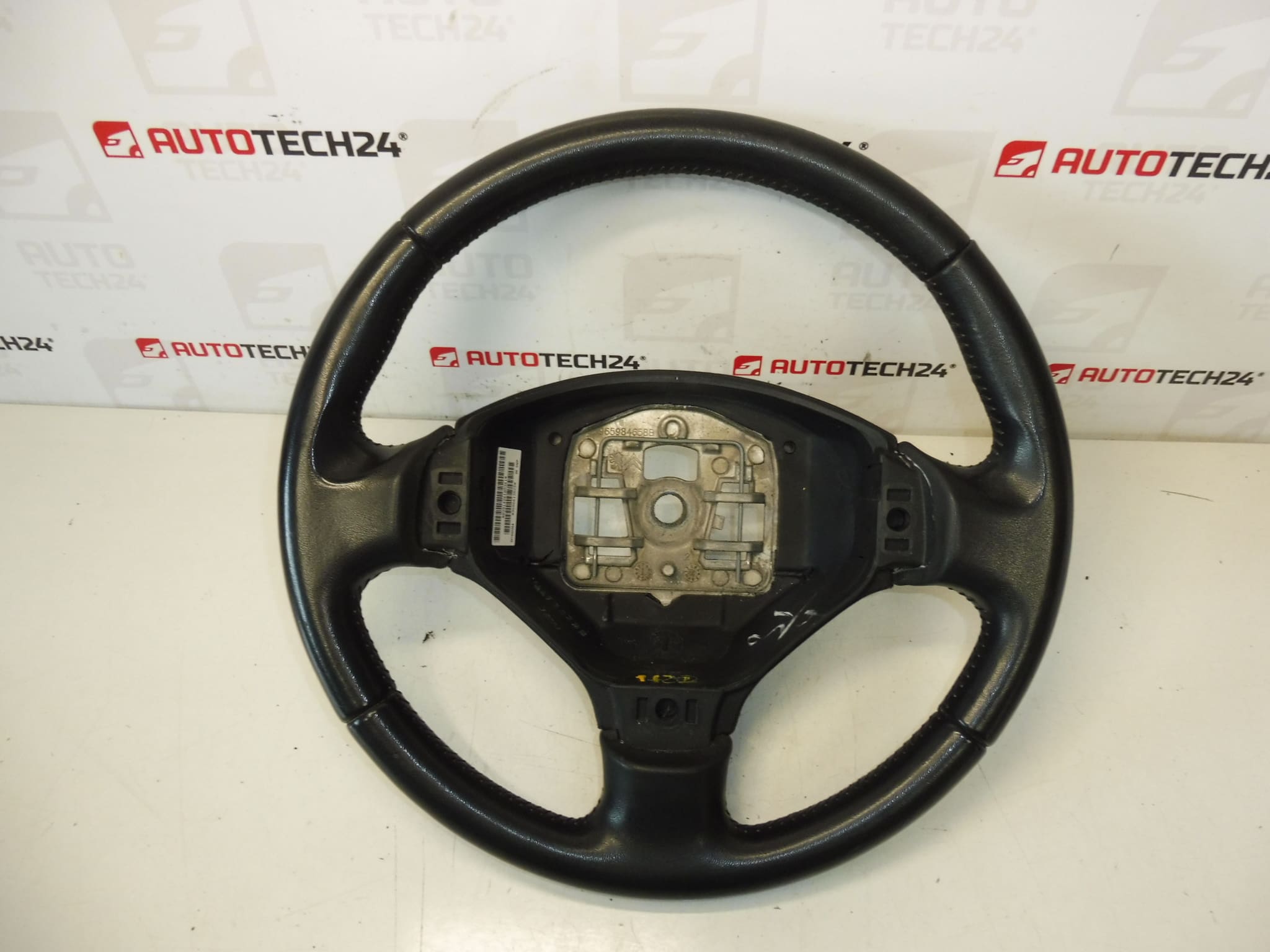 Volant Peugeot 3008 5008 96866138ZD