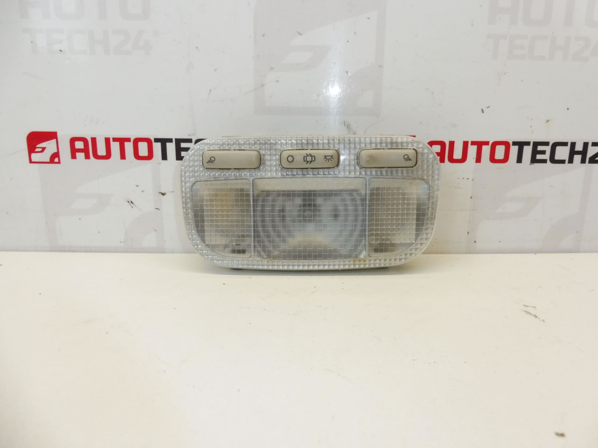 Plafonnier avant intérieur Citroën C5 X7 6362Q2