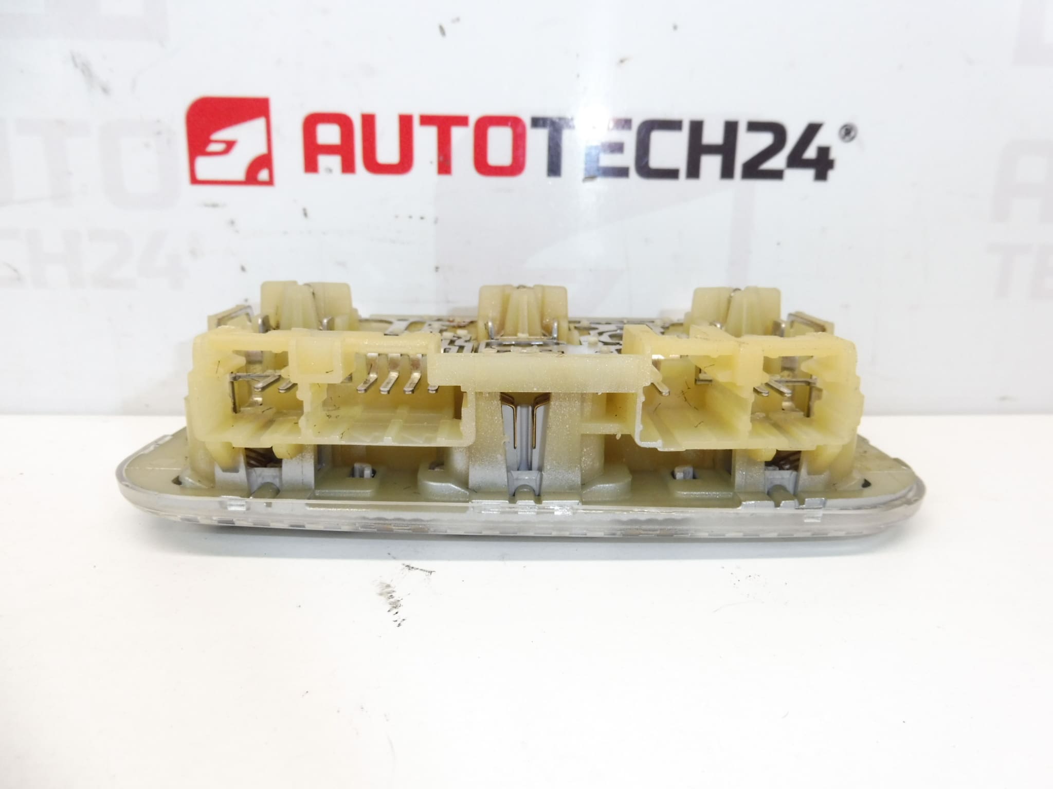 Plafonnier avant intérieur Citroën C5 X7 6362Q2