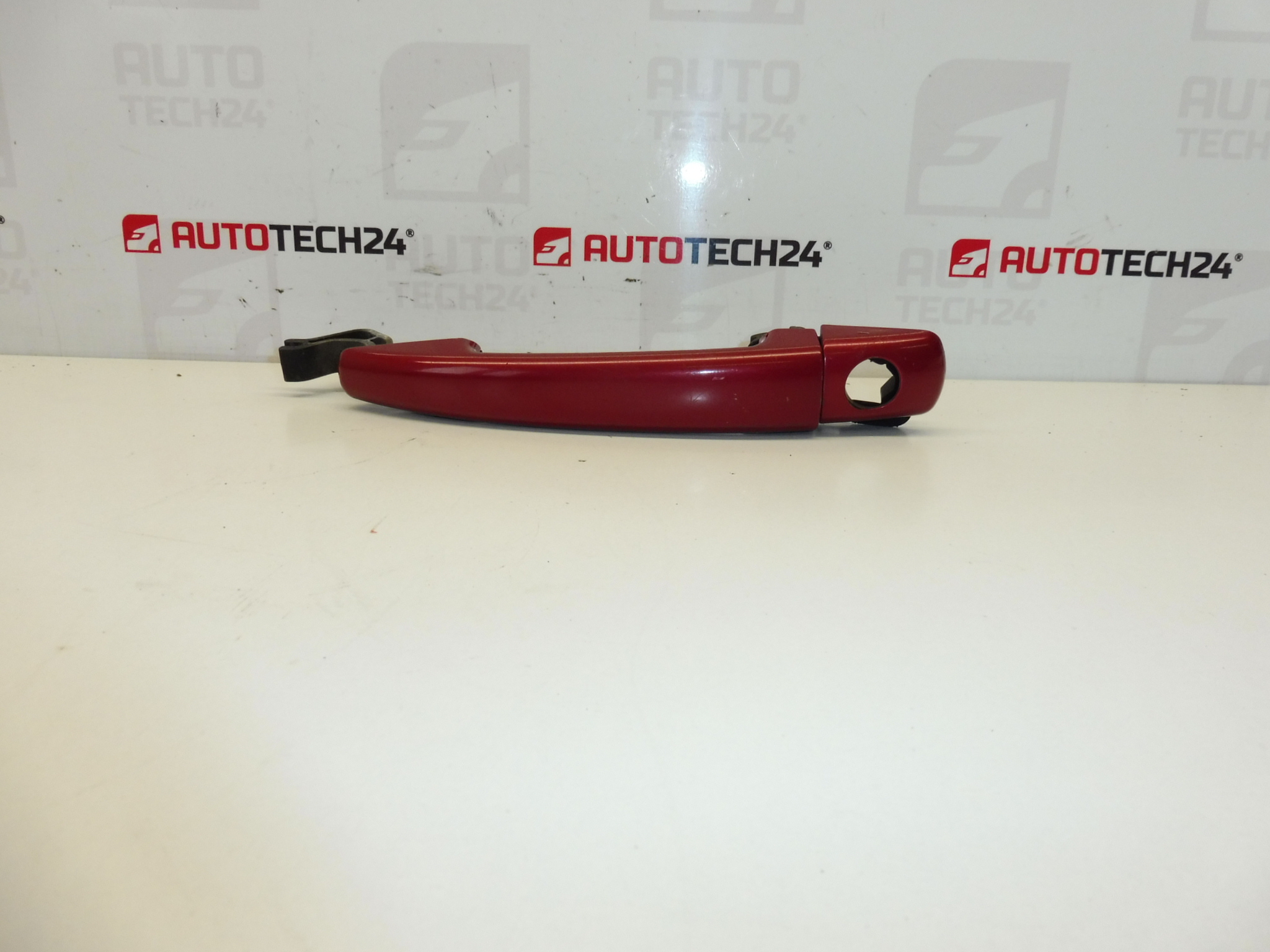Poignée de porte avant gauche rouge pour Citroën et Peugeot LKRD 9101GF