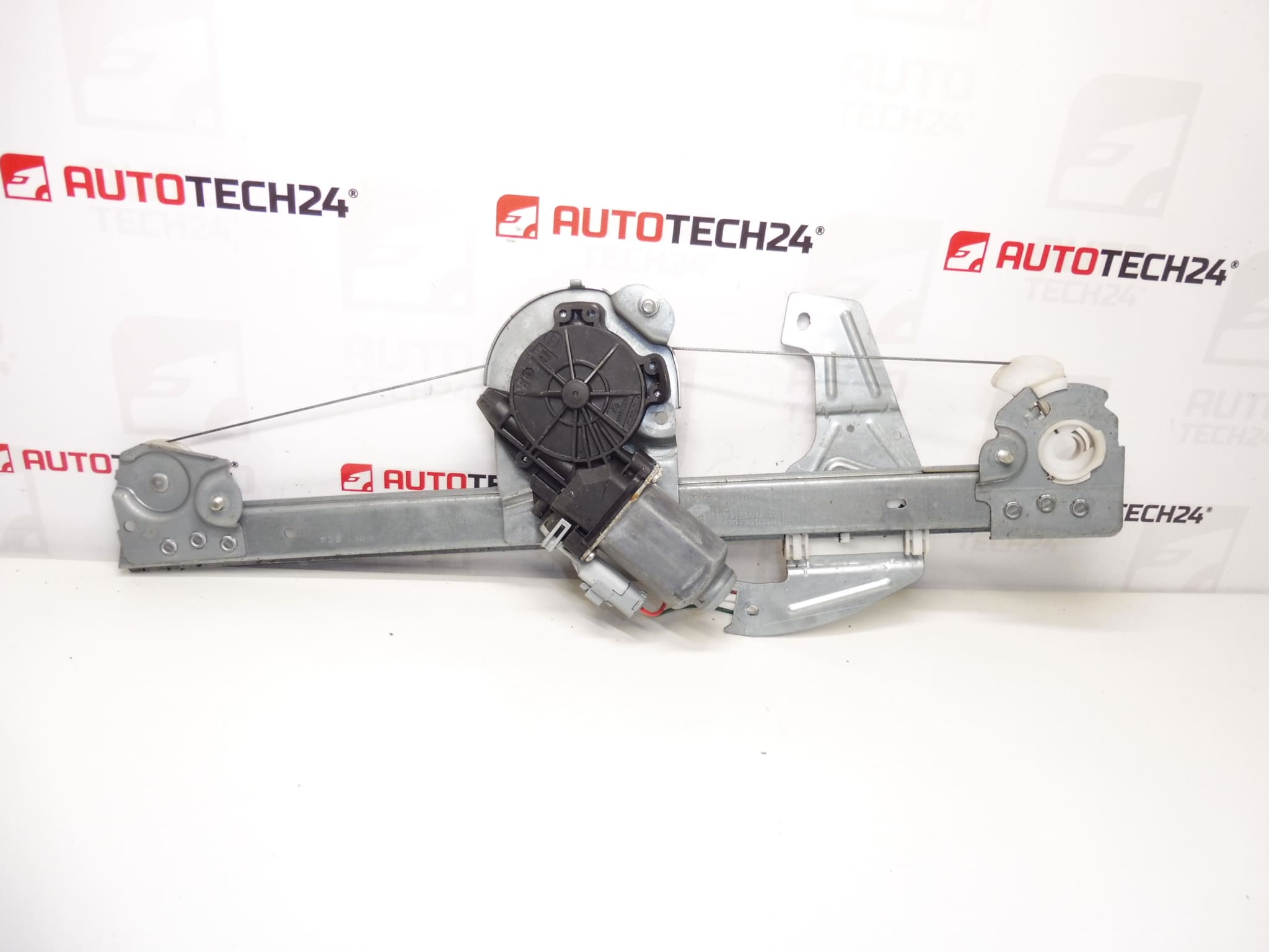 Mécanisme de lève-vitre avant gauche pour Citroën C1 / Peugeot 107 - 9221T8