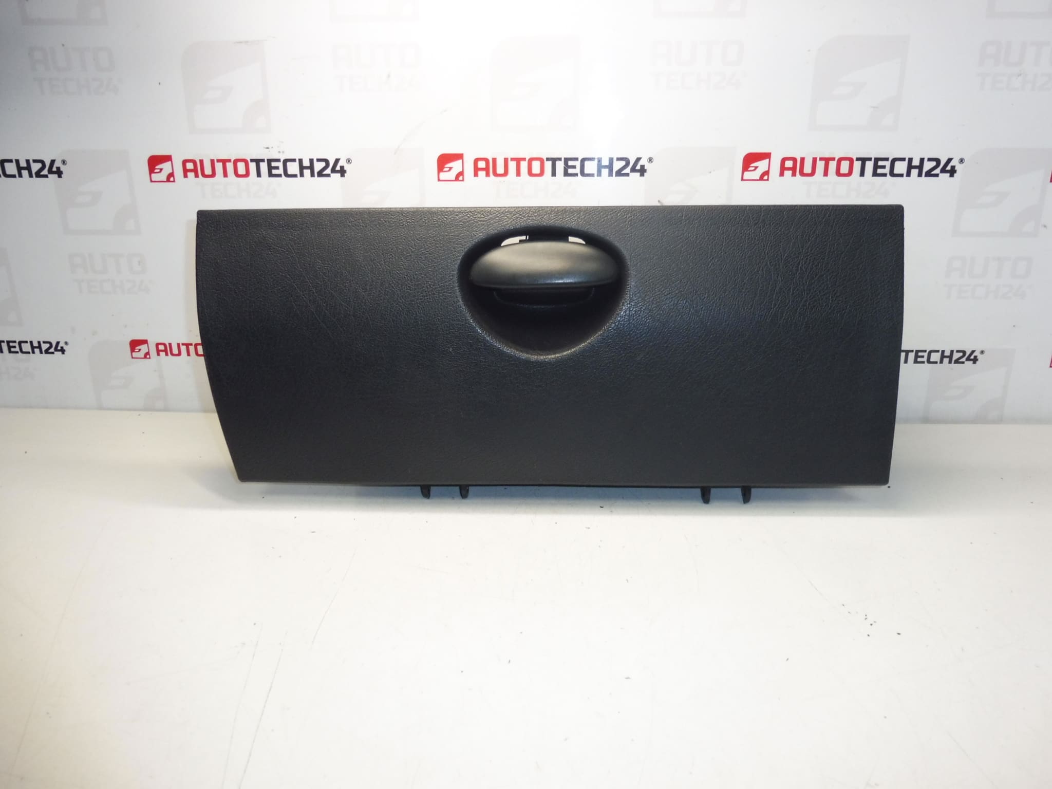 Coffre de rangement Citroën Berlingo II Peugeot Partner II 9646344077 822644