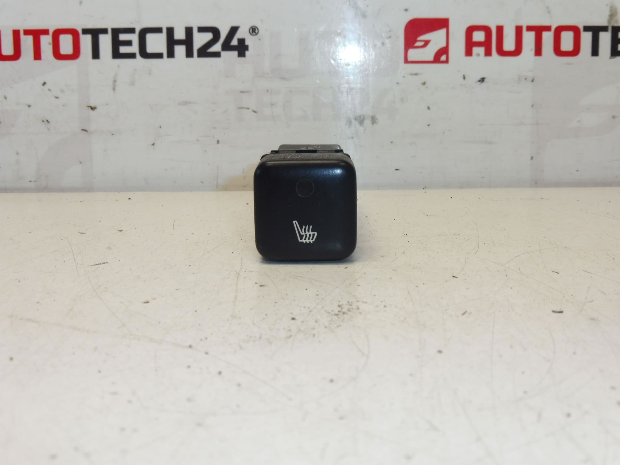 Commande de chauffage des sièges Citroën Peugeot 6552YF