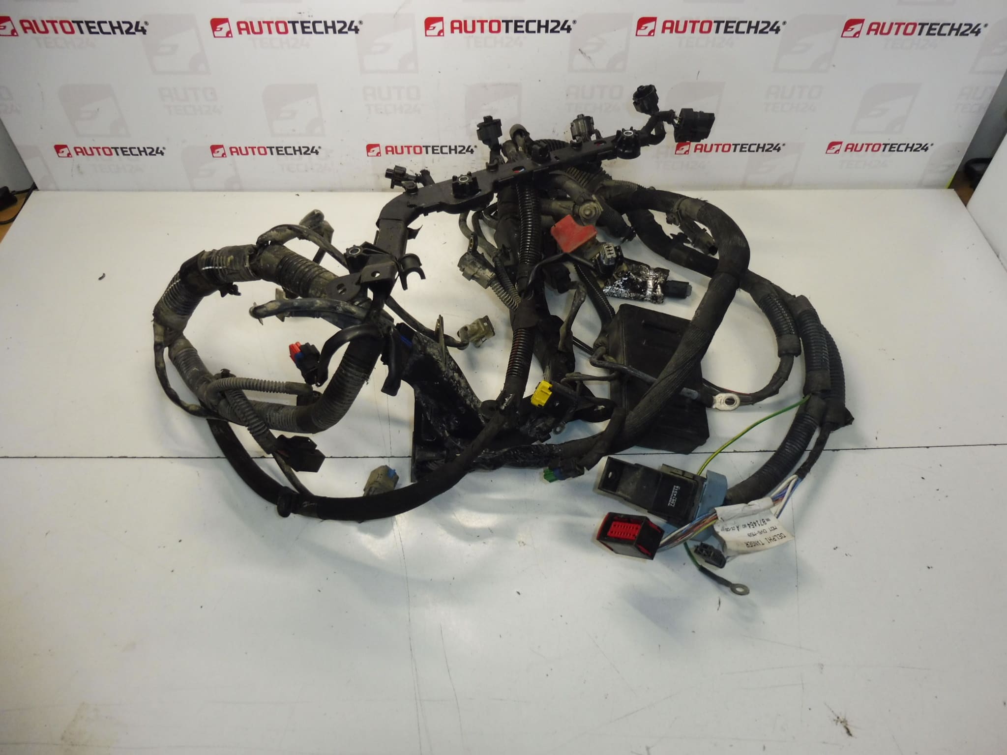 Ensemble moteur principal Citroën Peugeot 1.6 HDI 9687146480 658535