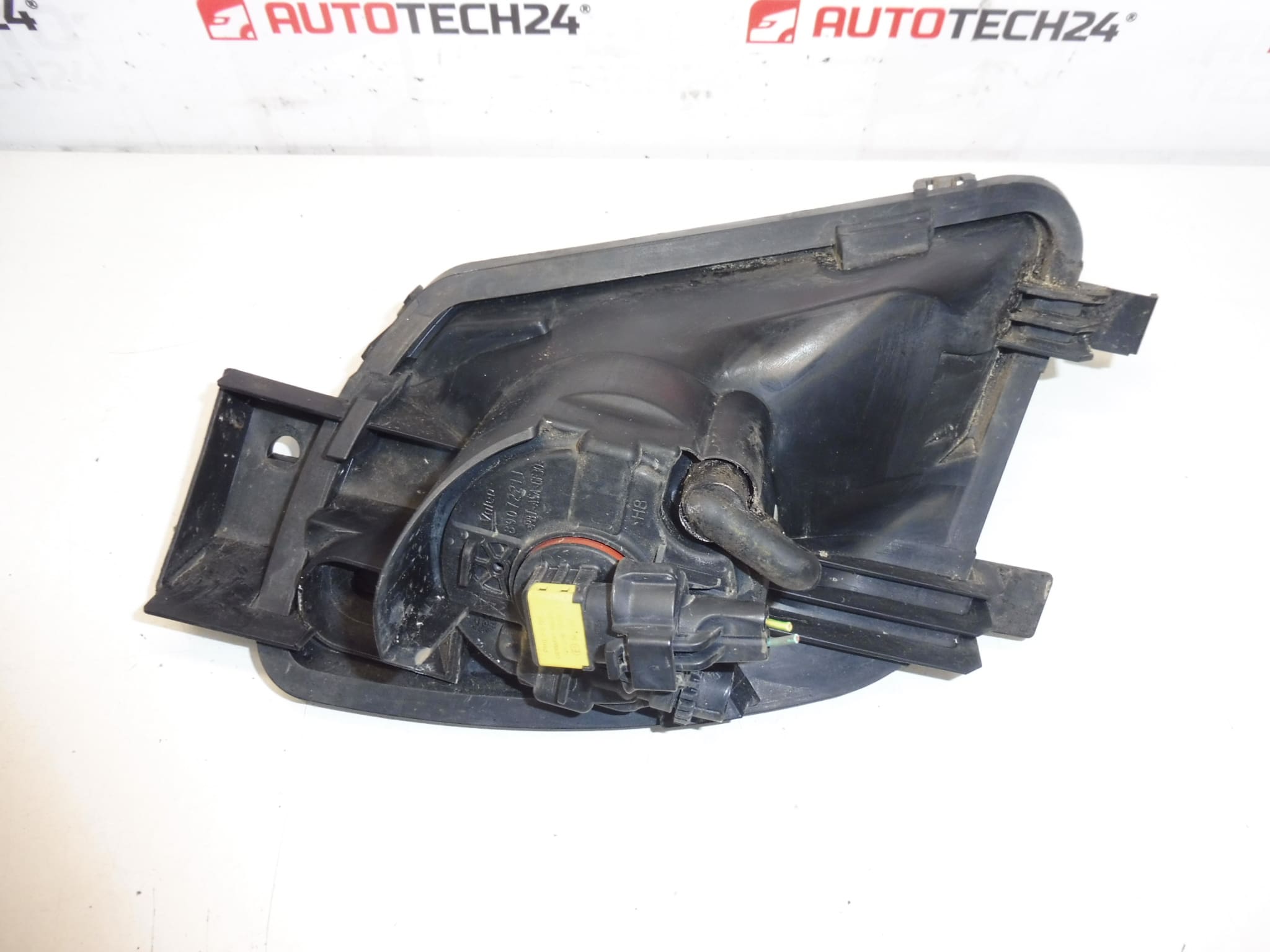 Phare antibrouillard avant gauche Peugeot 308 9680498680 6208F0 – Image 2