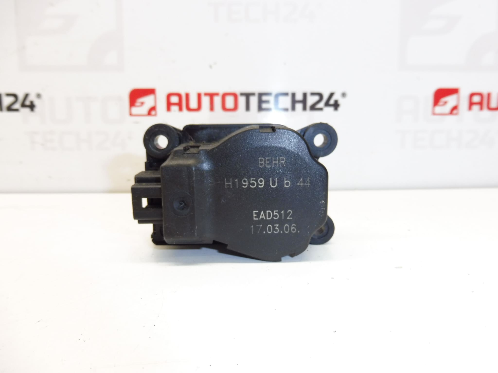 Servomoteur de Chauffage BEHR H1959 B44 pour Citroën et Peugeot EAD512 6447RZ