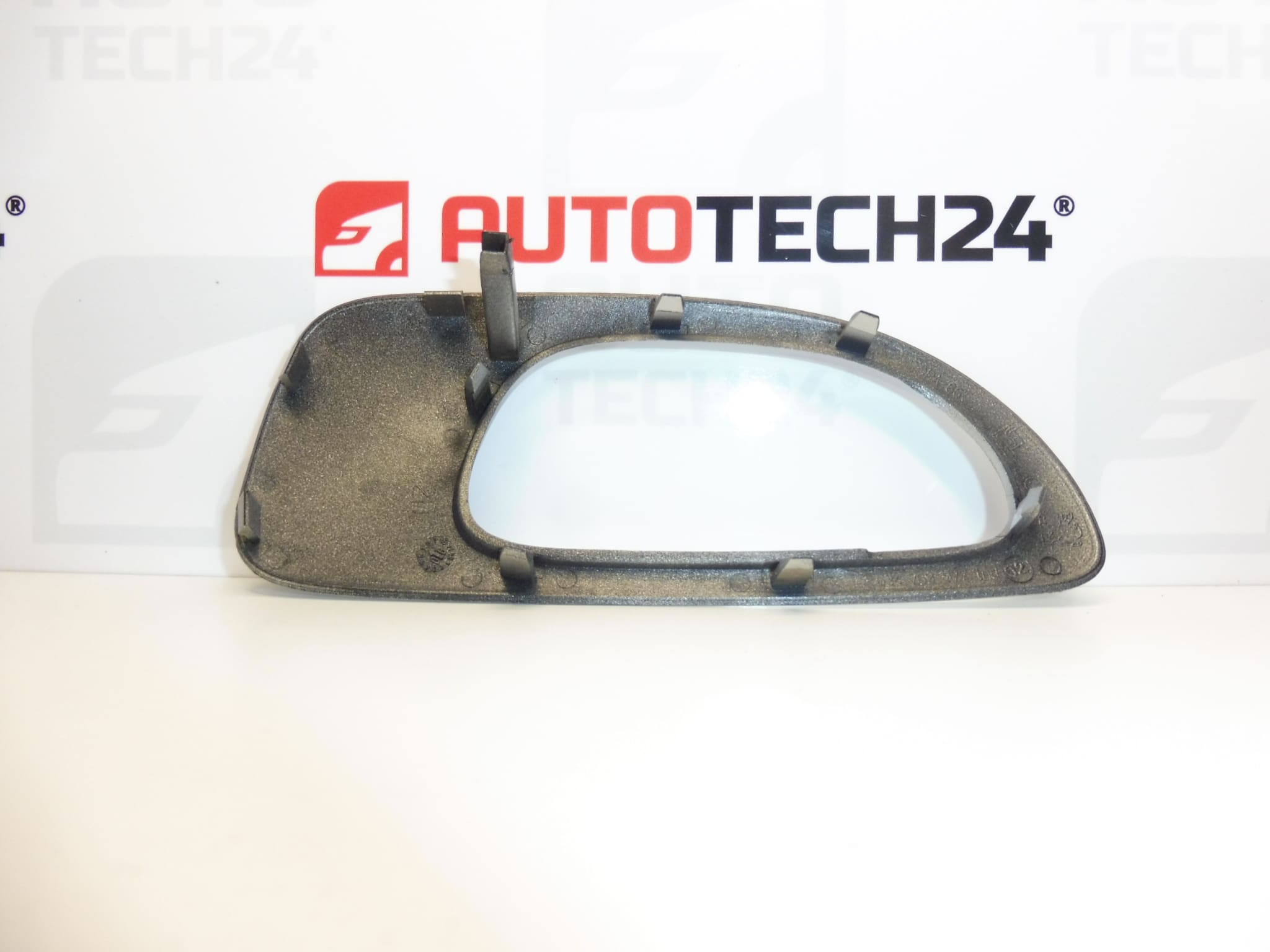 Cache de poignée intérieure de la porte arrière droite Peugeot 307 9634769077 9119Y2 – Image 2
