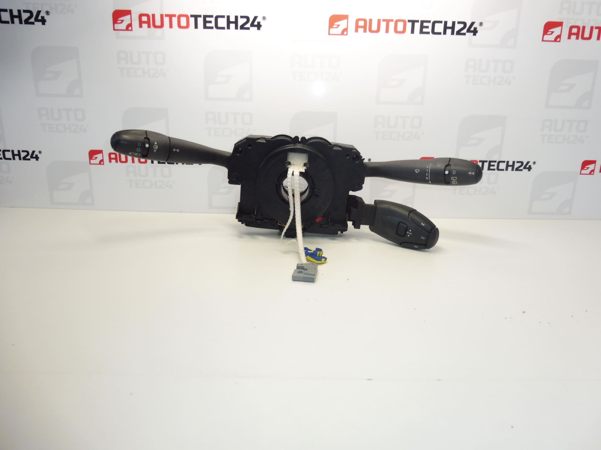 Commandes de commodo Peugeot 307 308 96628728XT