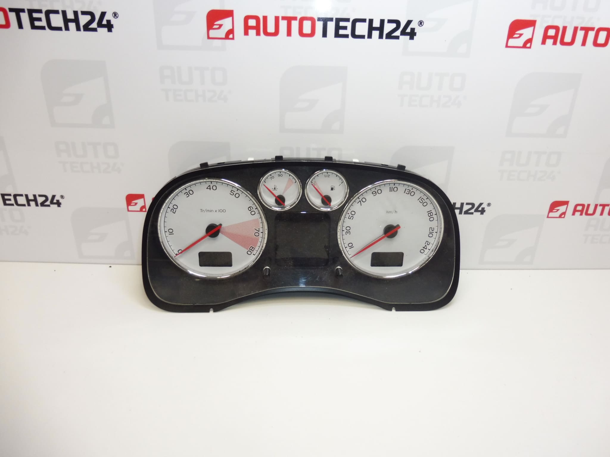 Compteur Peugeot 307 252 000 km 9648629680 6103J6