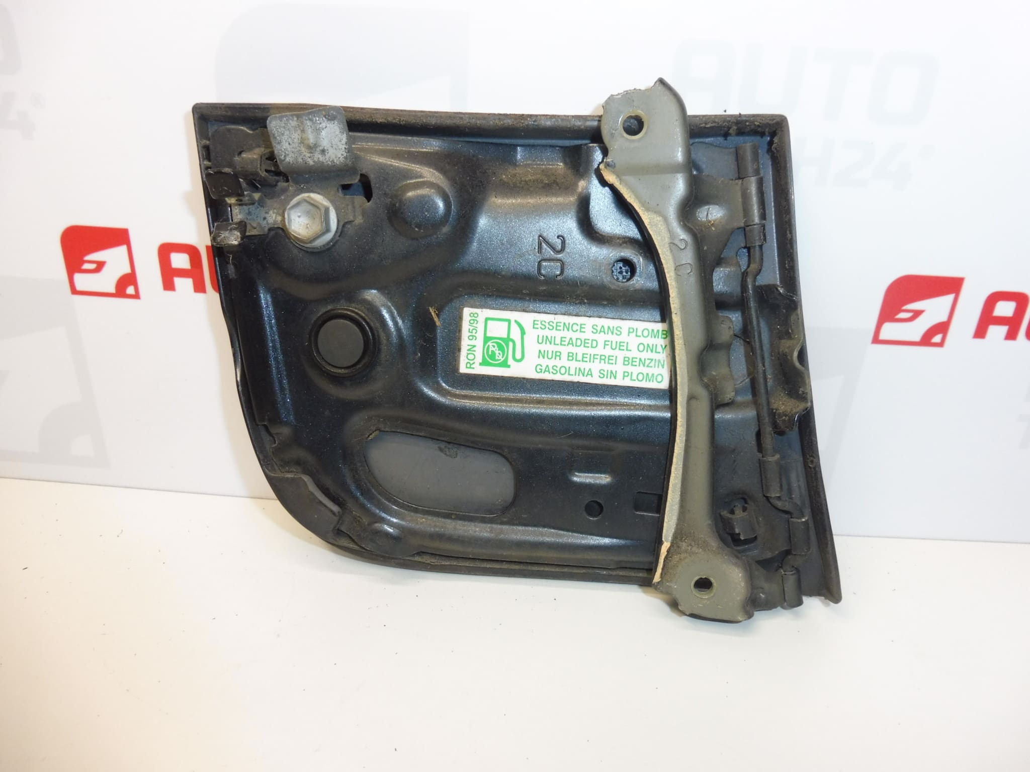 Couvercle du bouchon de réservoir KTA pour Peugeot 107 Citroën C1 KTB 1517C5 1517C9 – Image 2