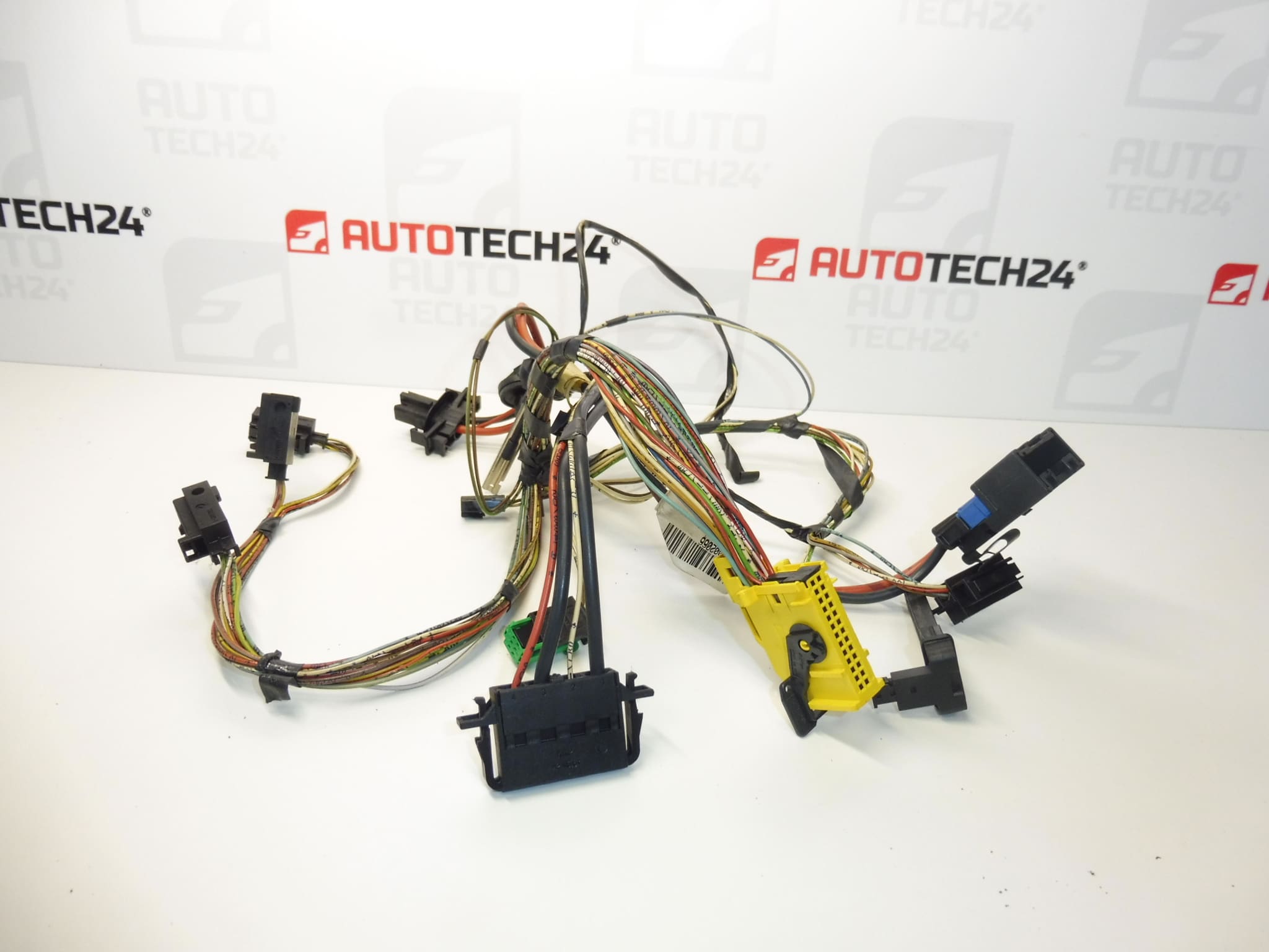 Faisceau de climatisation Peugeot 307 à partir de 2004 Behr T5 42991 643642 – Image 2